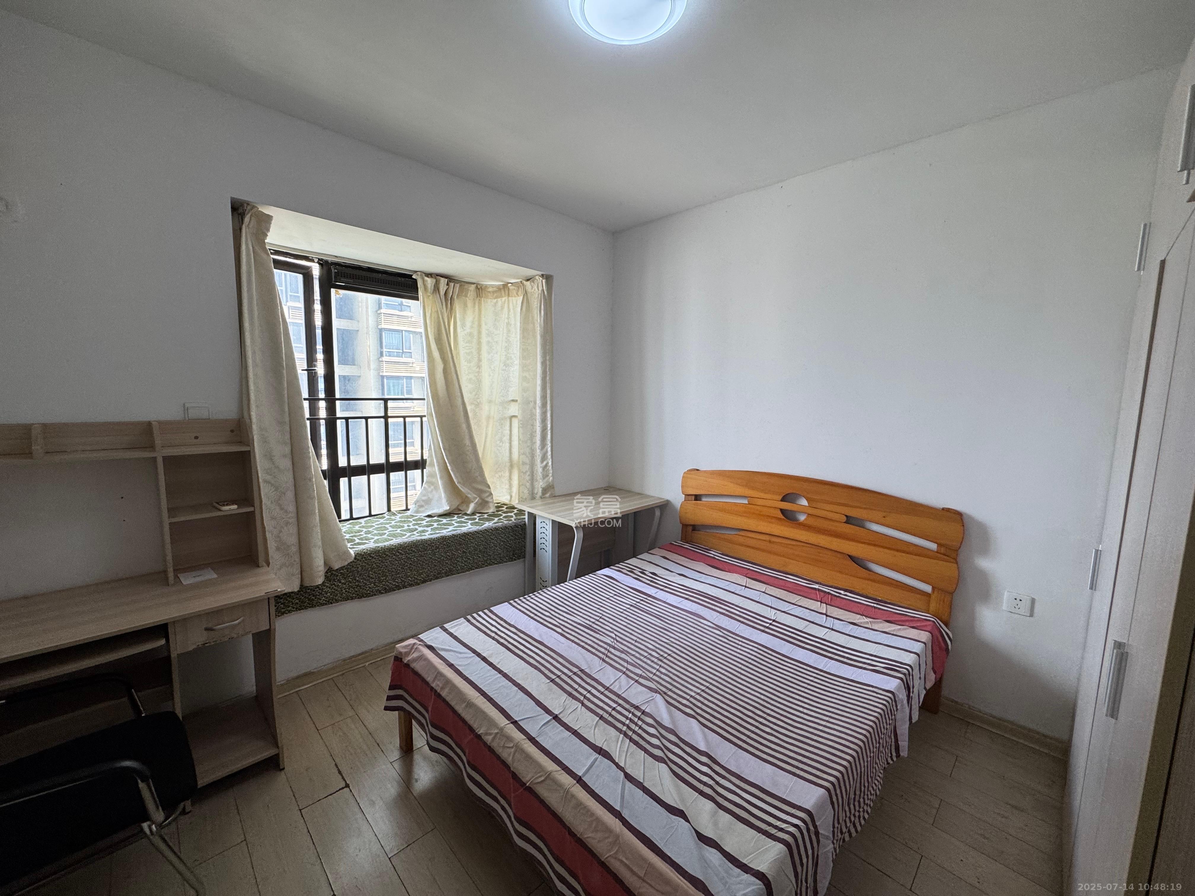 上东辛顿公寓 1室1厅1卫 1500.0元/月 上东辛顿公寓 1室1厅1卫 1500.0元/月室内图