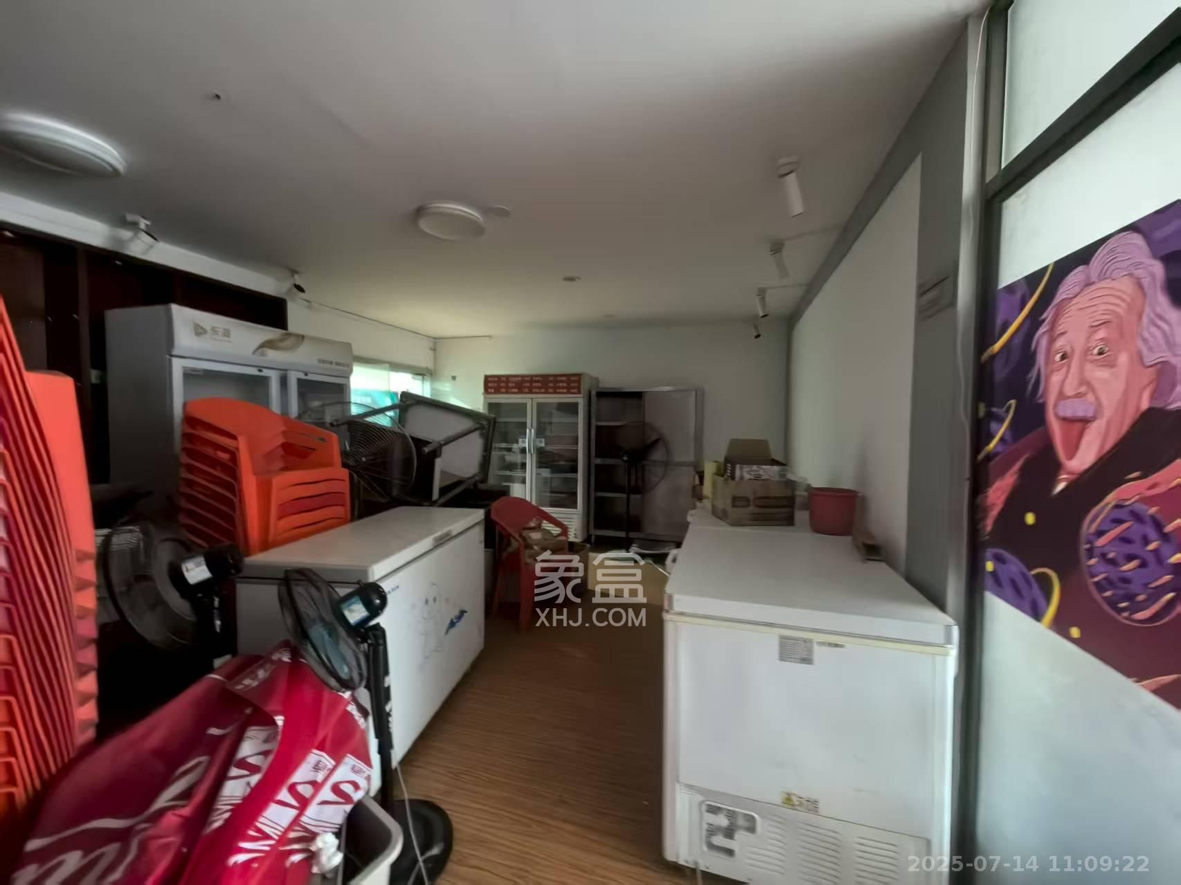 欧陆经典  3室2厅1卫    3100.0元/月 欧陆经典  3室2厅1卫    3100.0元/月室内图