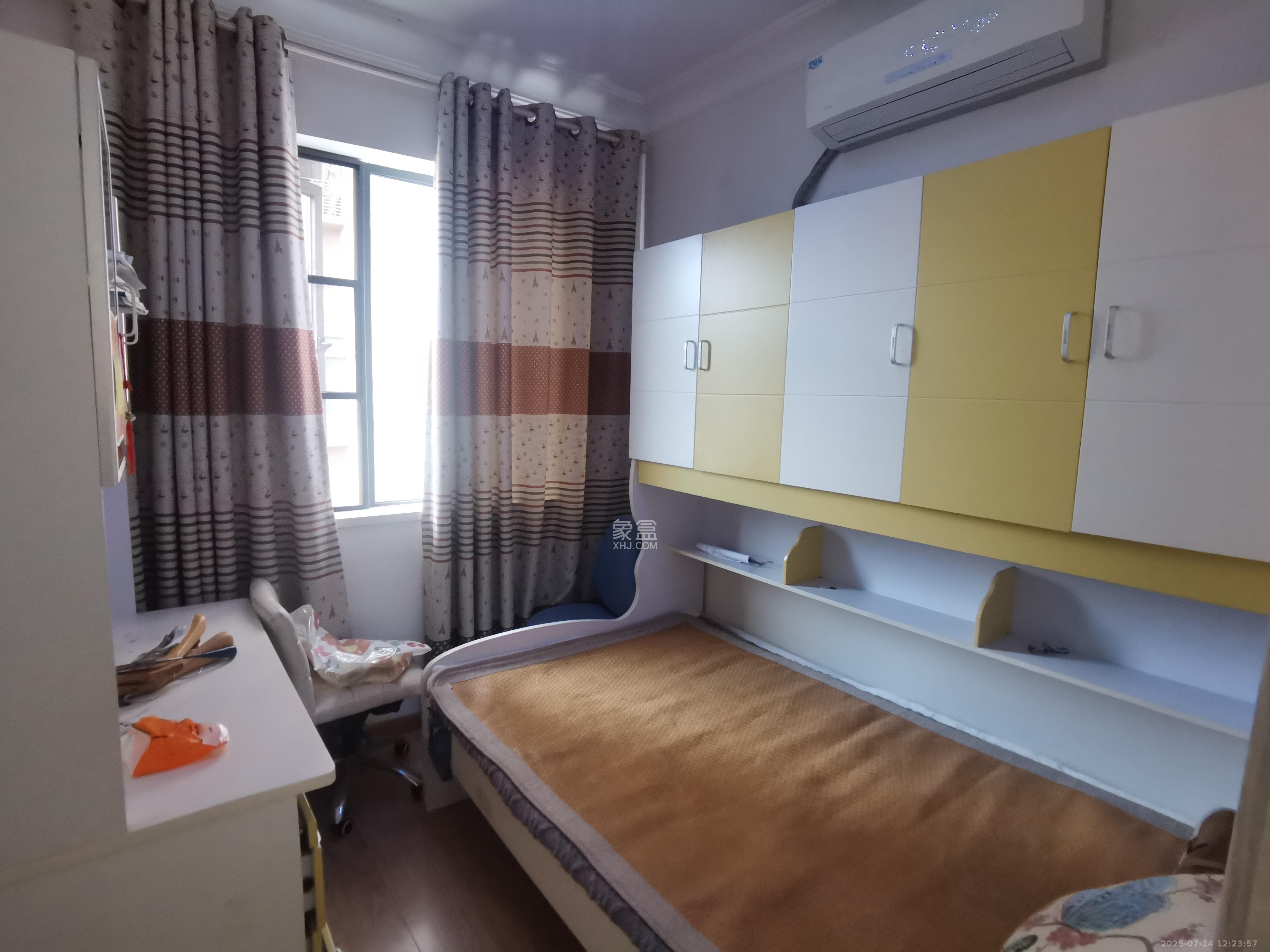 万博汇 2室2厅1卫 3200.0元/月 万博汇 2室2厅1卫 3200.0元/月室内图