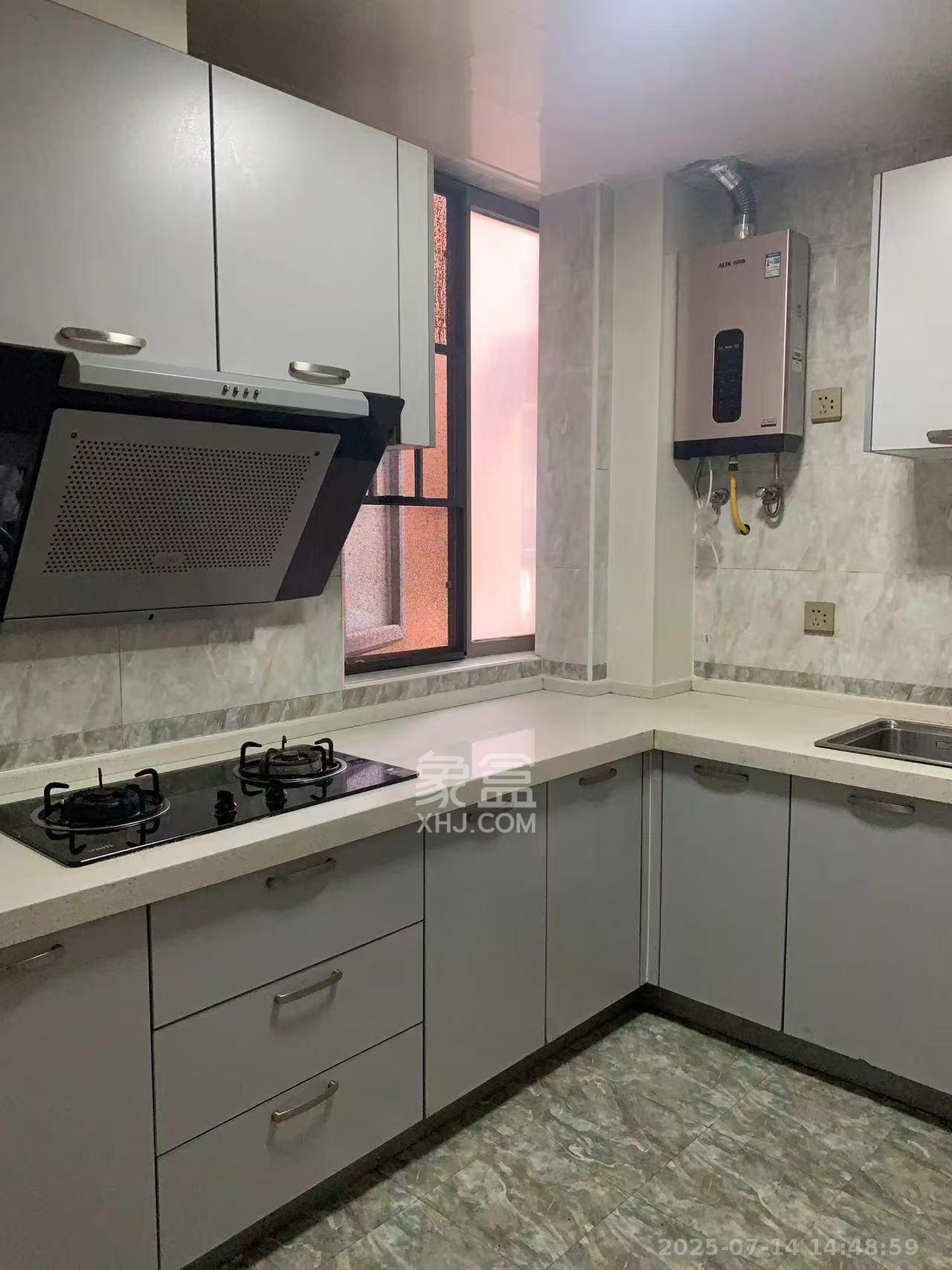 怡海星城 3室2厅1卫 1900.0元/月 怡海星城 3室2厅1卫 1900.0元/月室内图