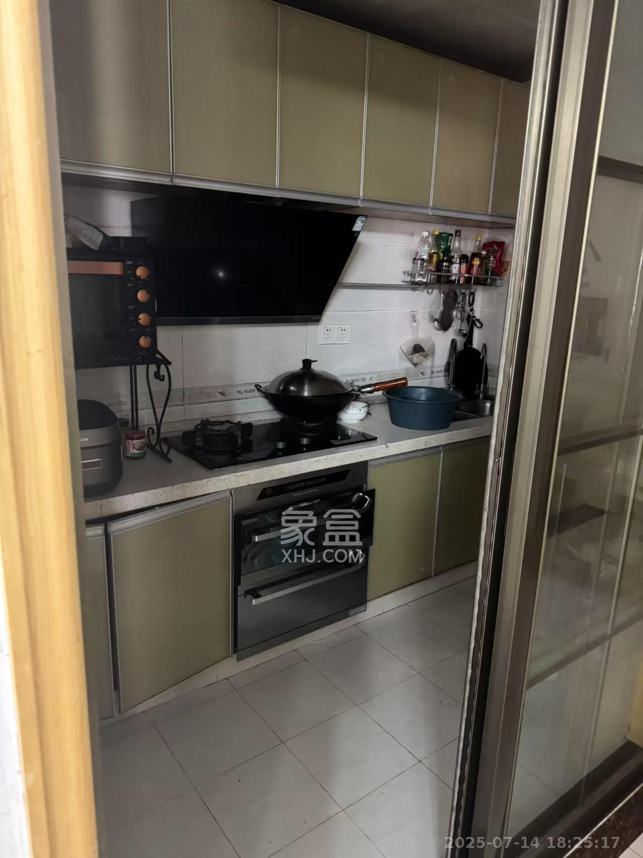 康桥长郡  2室2厅1卫   1600.00元/月室内图