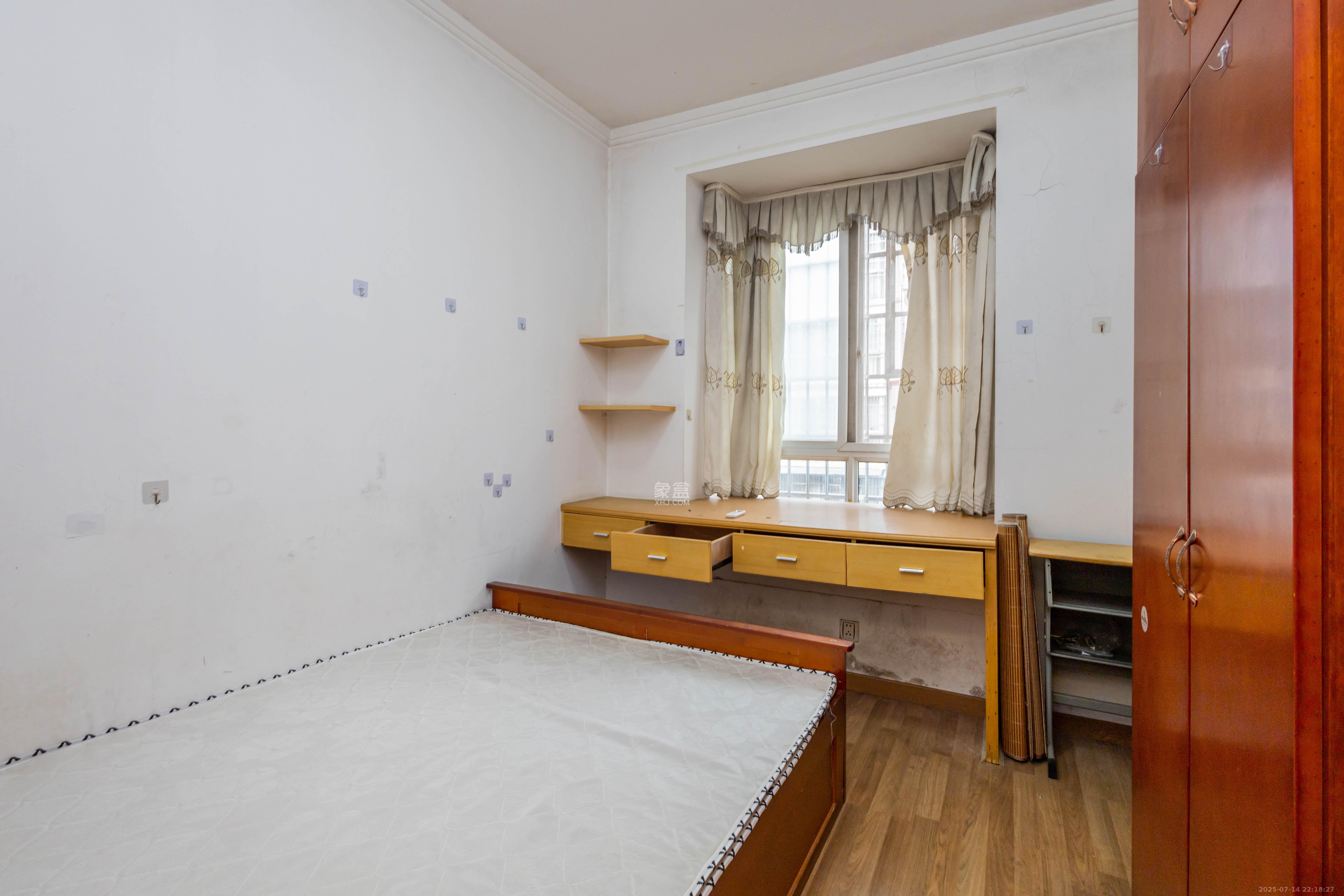 星城国际 4室2厅2卫 52.8万 星城国际 4室2厅2卫 52.8万卧室