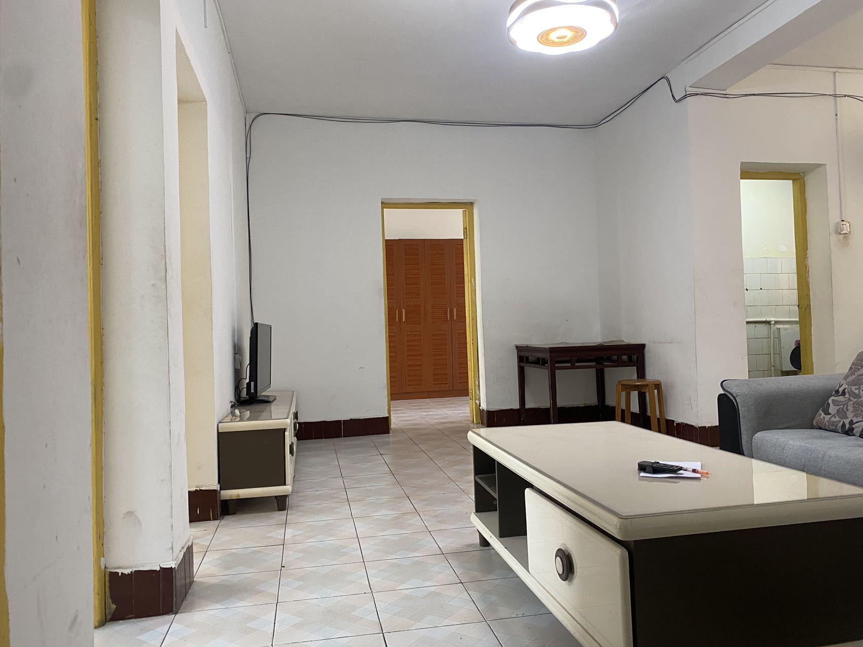 金花苑小区 3室1厅1卫 900.0元/月 金花苑小区 3室1厅1卫 900.0元/月室内图