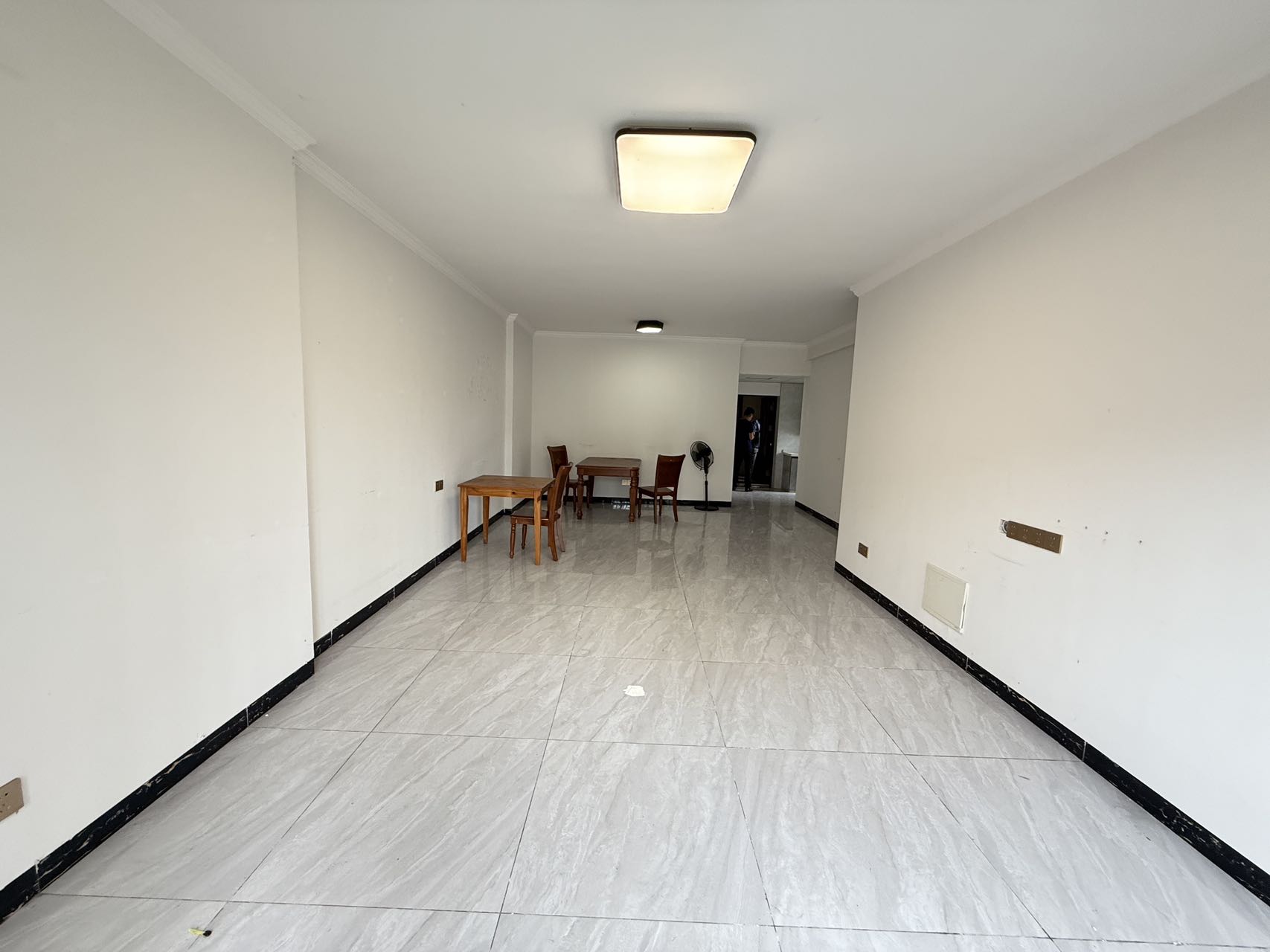 丽晶温泉海景花园一期(别名:丽晶维港、丽晶海景花园) 2室2厅1卫 3000.0元/月 丽晶温泉海景花园一期(别名:丽晶维港、丽晶海景花园) 2室2厅1卫 3000.0元/月室内图