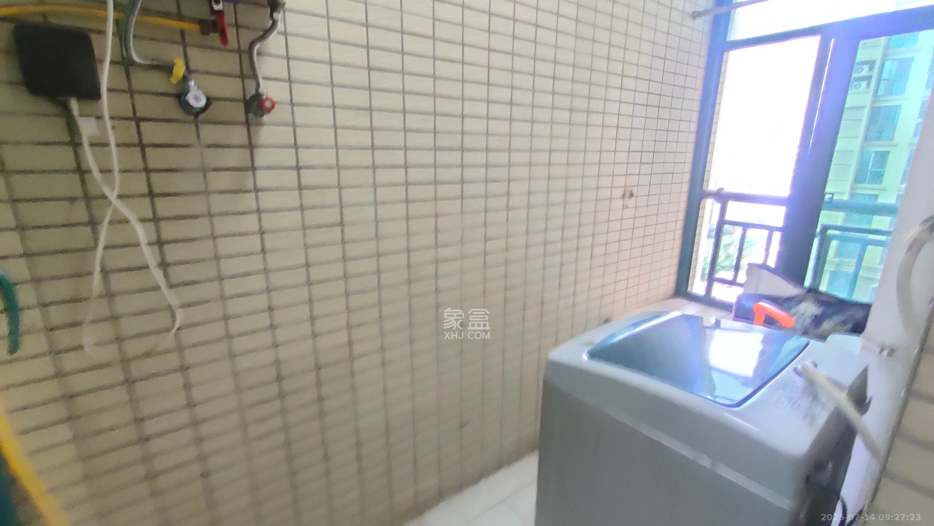 富基世纪公园 3室2厅1卫 1400.0元/月 富基世纪公园 3室2厅1卫 1400.0元/月室内图