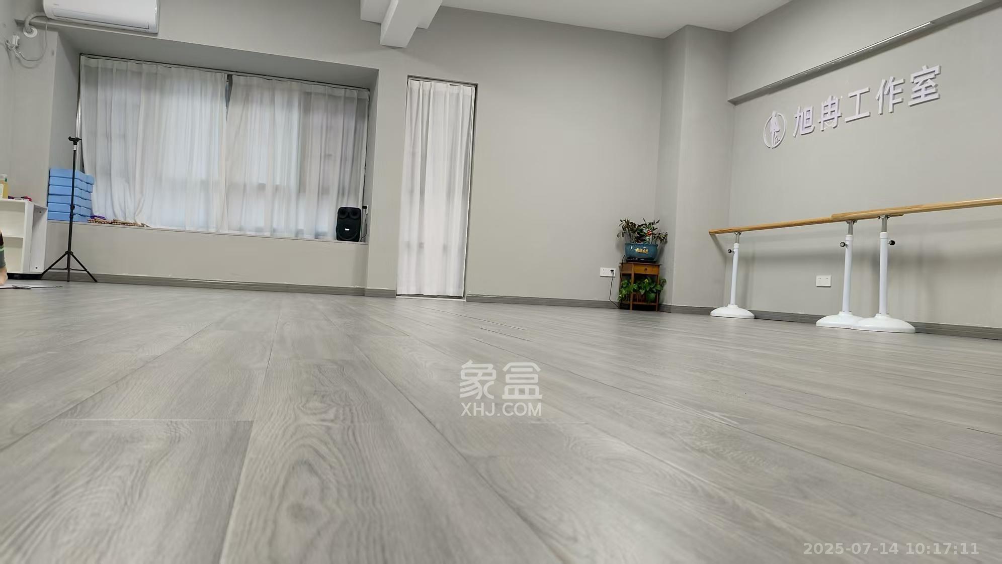 长房东旭国际 1室1厅1卫 3000.0元/月 长房东旭国际 1室1厅1卫 3000.0元/月室内图