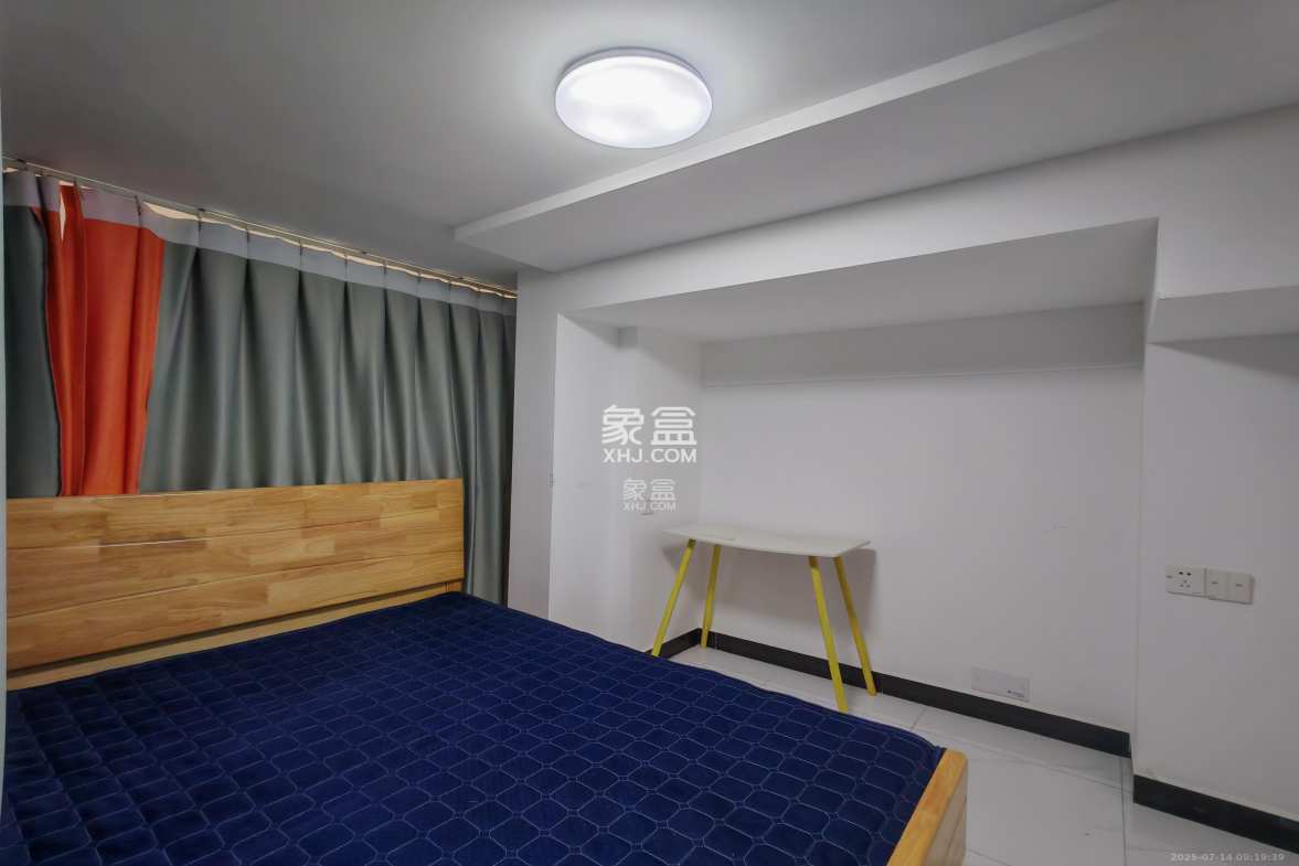 金地中交麓谷香颂(金地中交雅苑)  2室1厅1卫    2280.0元/月 金地中交麓谷香颂(金地中交雅苑)  2室1厅1卫    2280.0元/月室内图