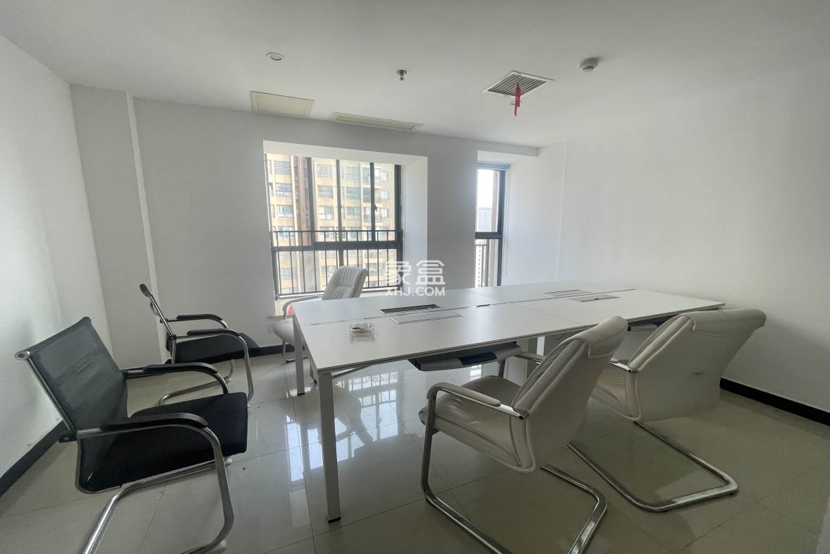 鑫成君泰 1室0厅0卫 5800.0元/月 鑫成君泰 1室0厅0卫 5800.0元/月室内图