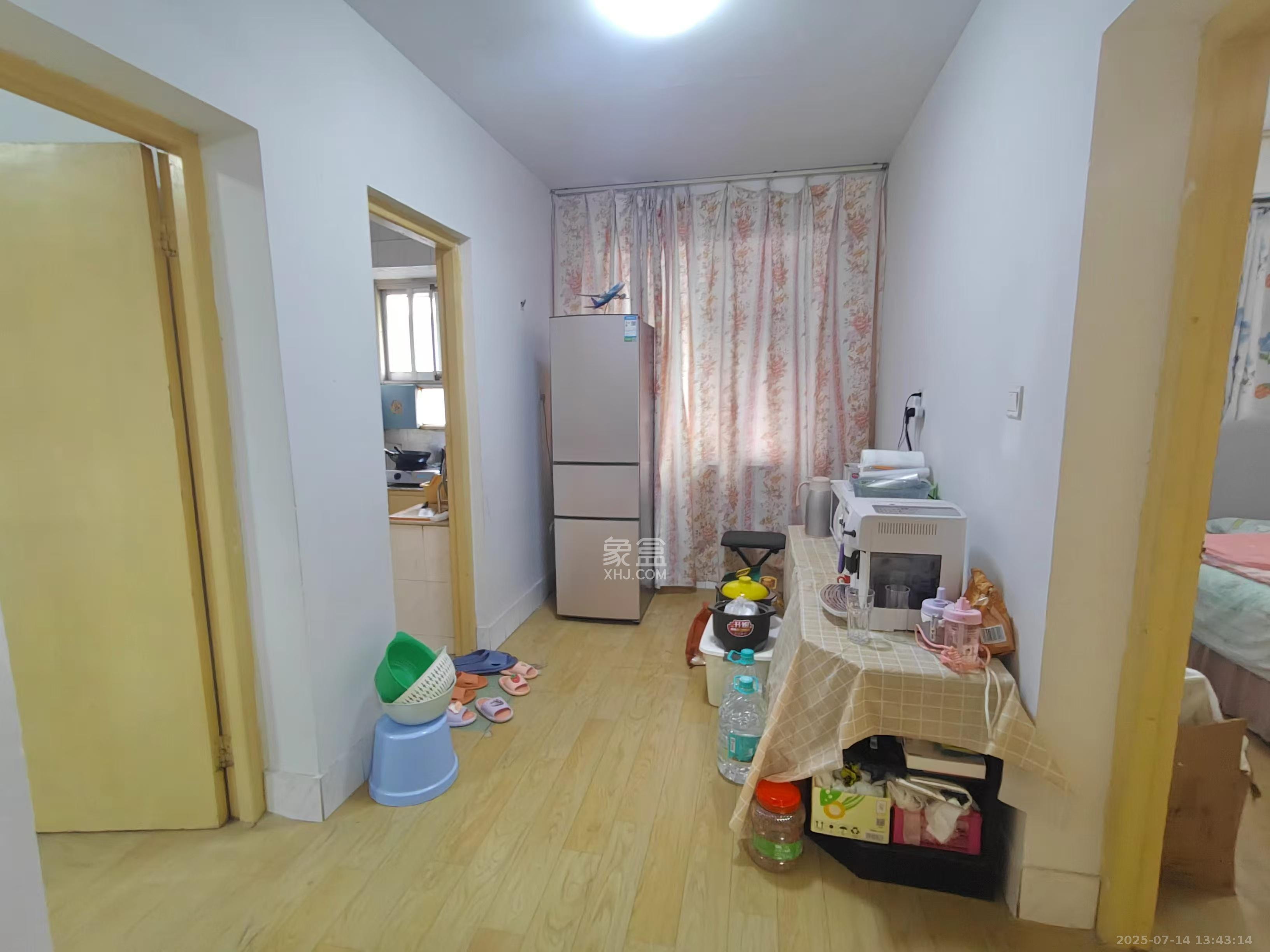 长勘小区  2室1厅1卫    1700.0元/月室内图