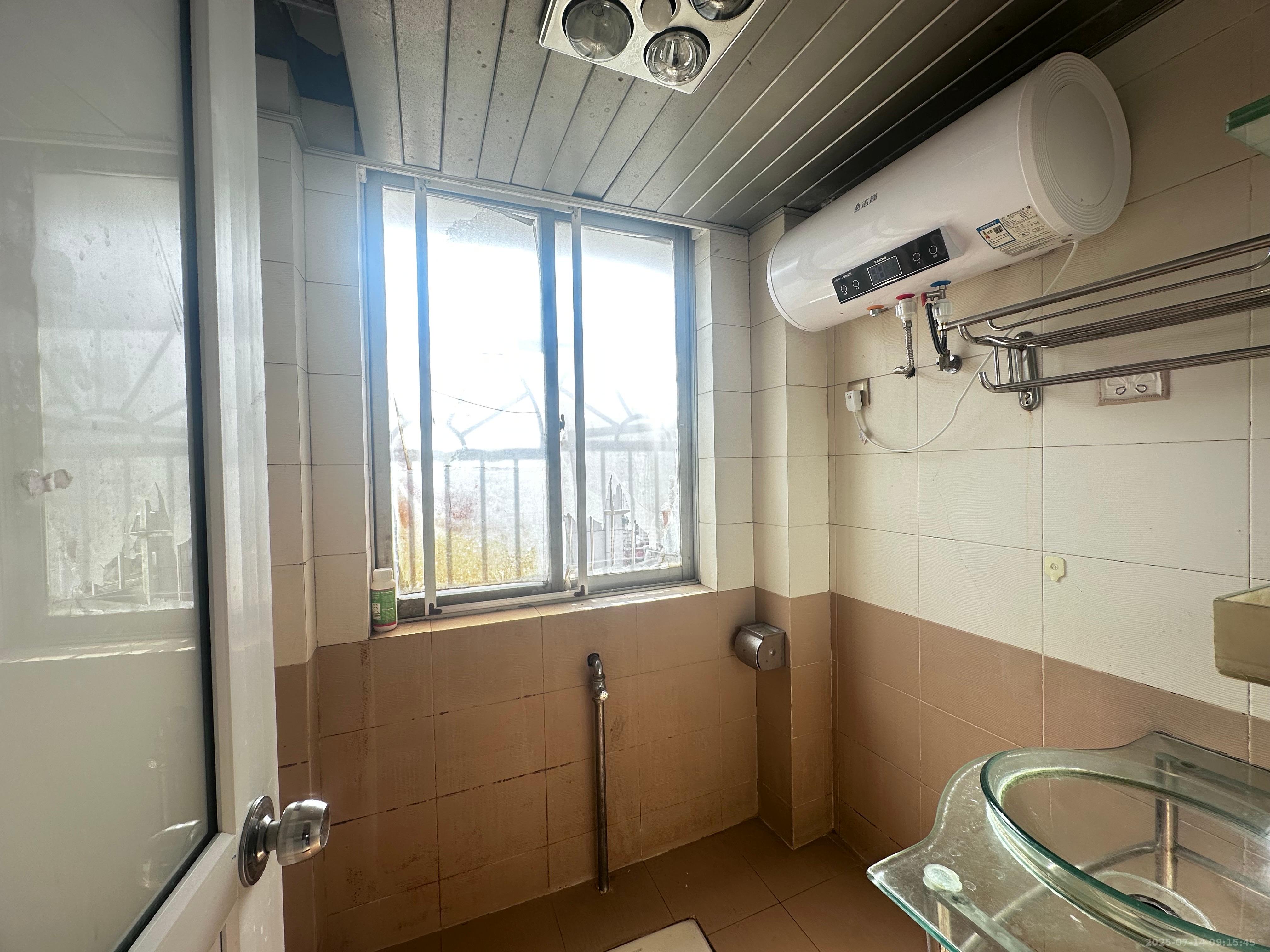 泰禹公馆  2室2厅1卫    1500.0元/月室内图