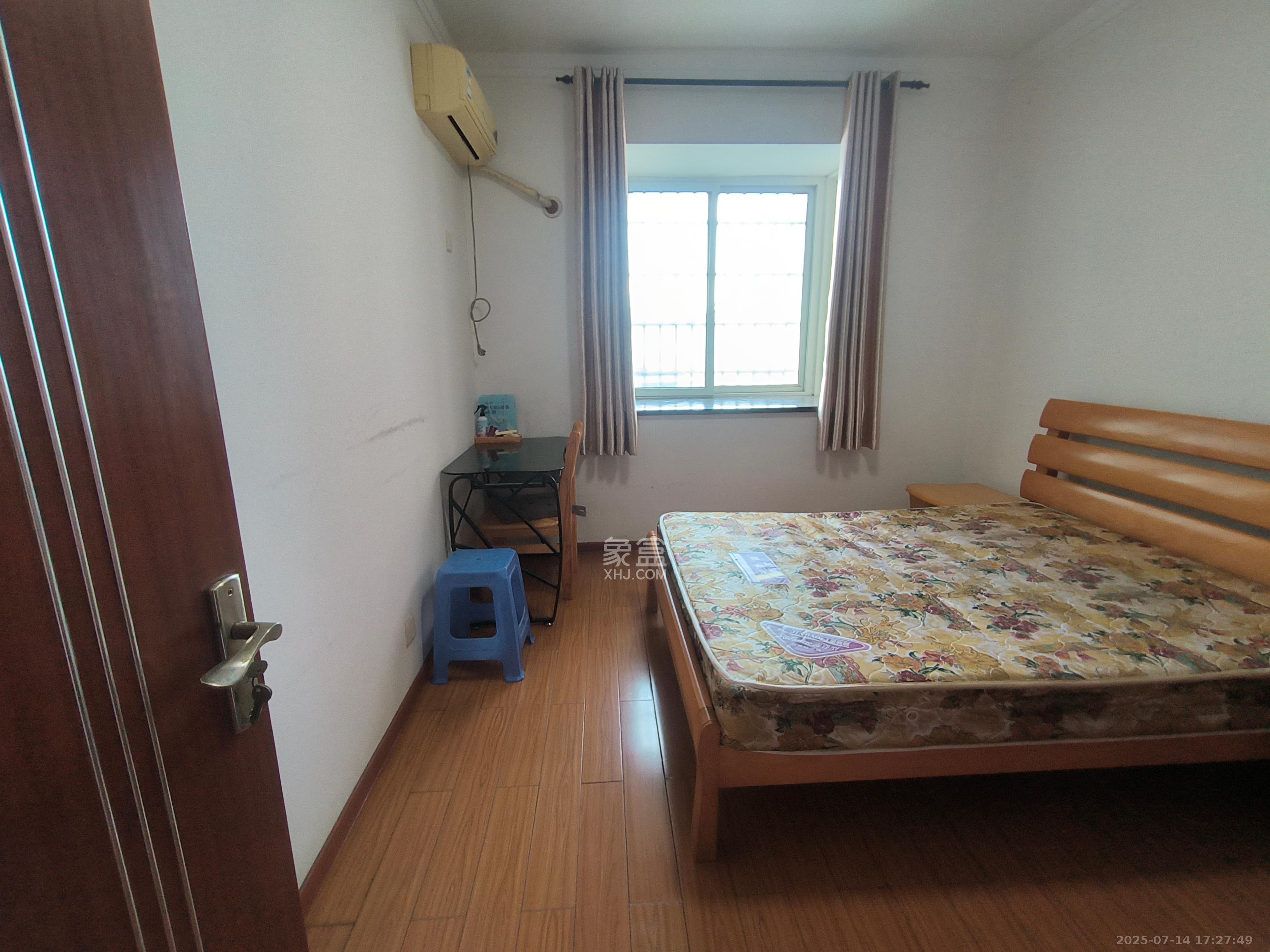 交通技校宿舍 2室2厅1卫 3500.0元/月 交通技校宿舍 2室2厅1卫 3500.0元/月室内图