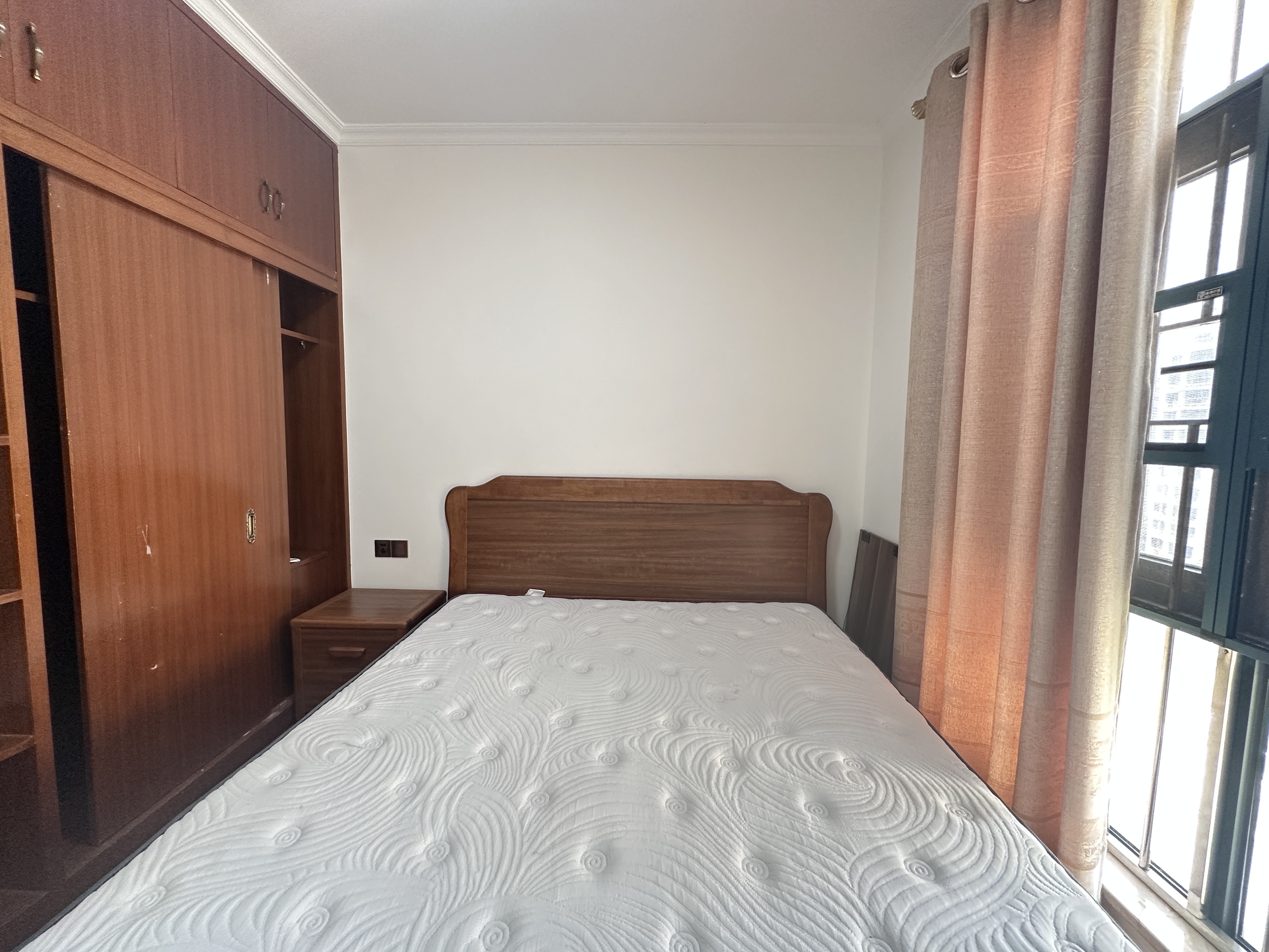 海阔天空-国瑞城一期(名仕苑) 3室2厅2卫 5000.0元/月 海阔天空-国瑞城一期(名仕苑) 3室2厅2卫 5000.0元/月室内图