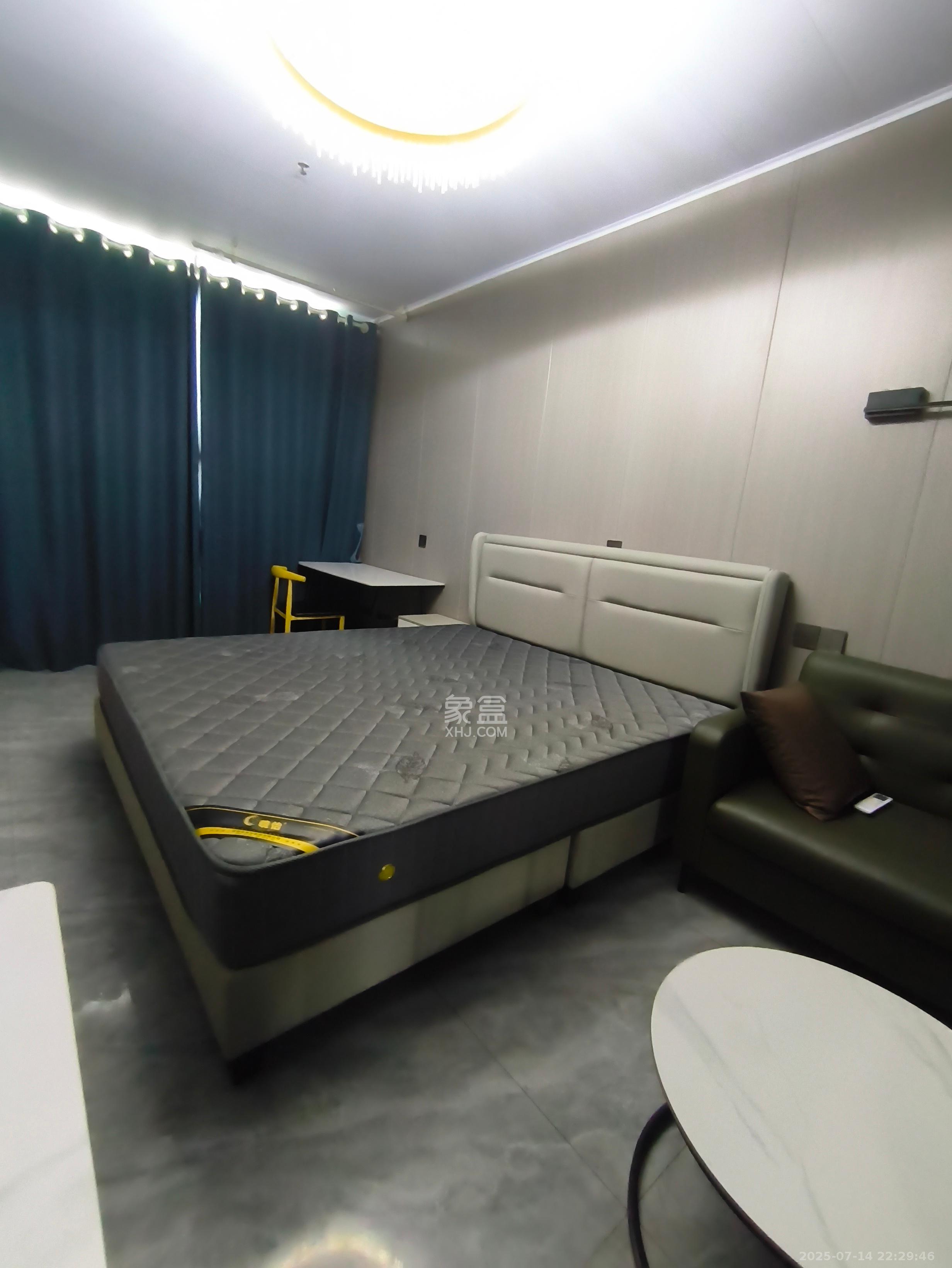 华宇时代广场 1室1厅1卫 1240.0元/月 华宇时代广场 1室1厅1卫 1240.0元/月室内图