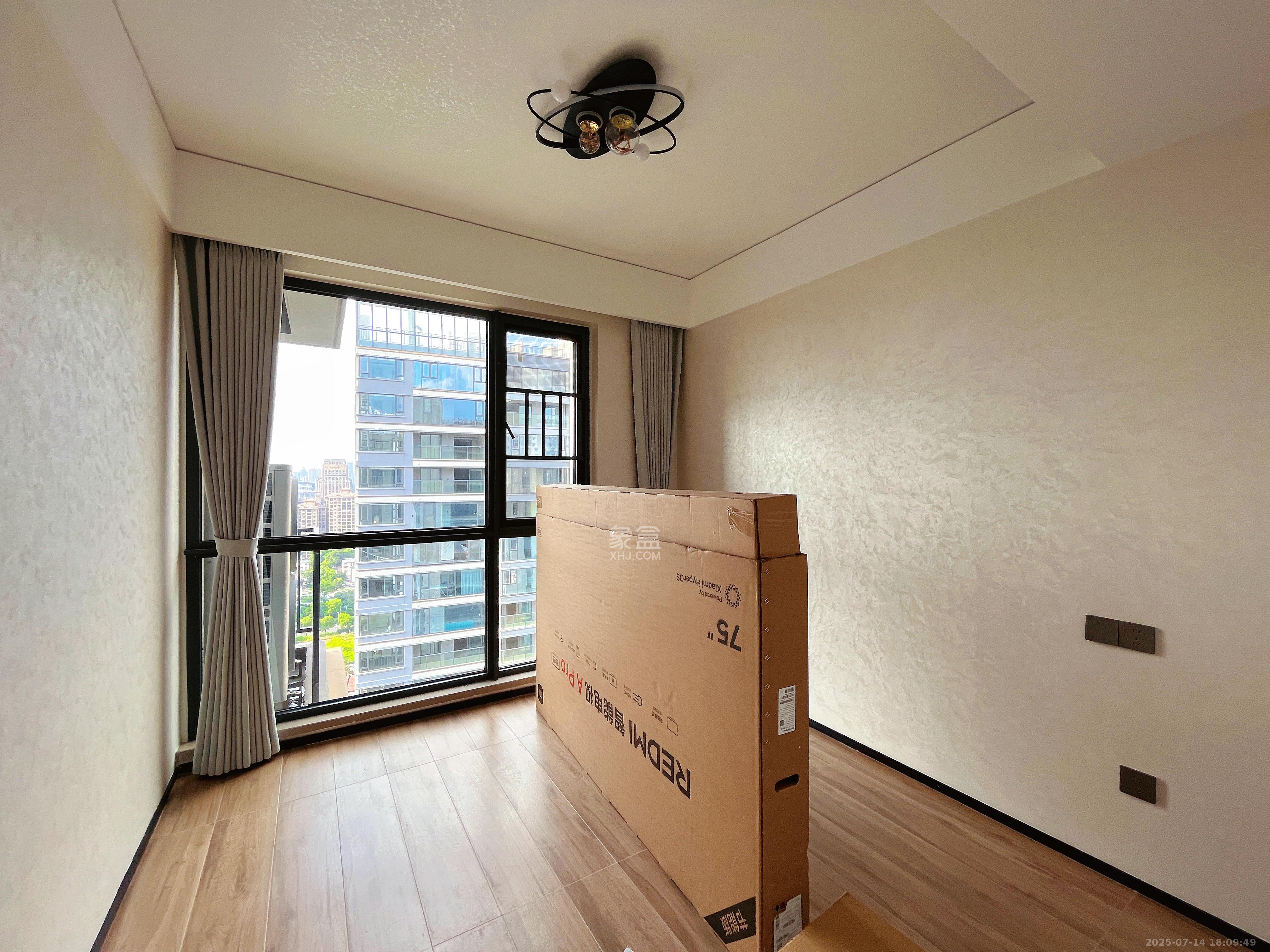 金地峯范 4室2厅2卫 4800.0元/月 金地峯范 4室2厅2卫 4800.0元/月室内图