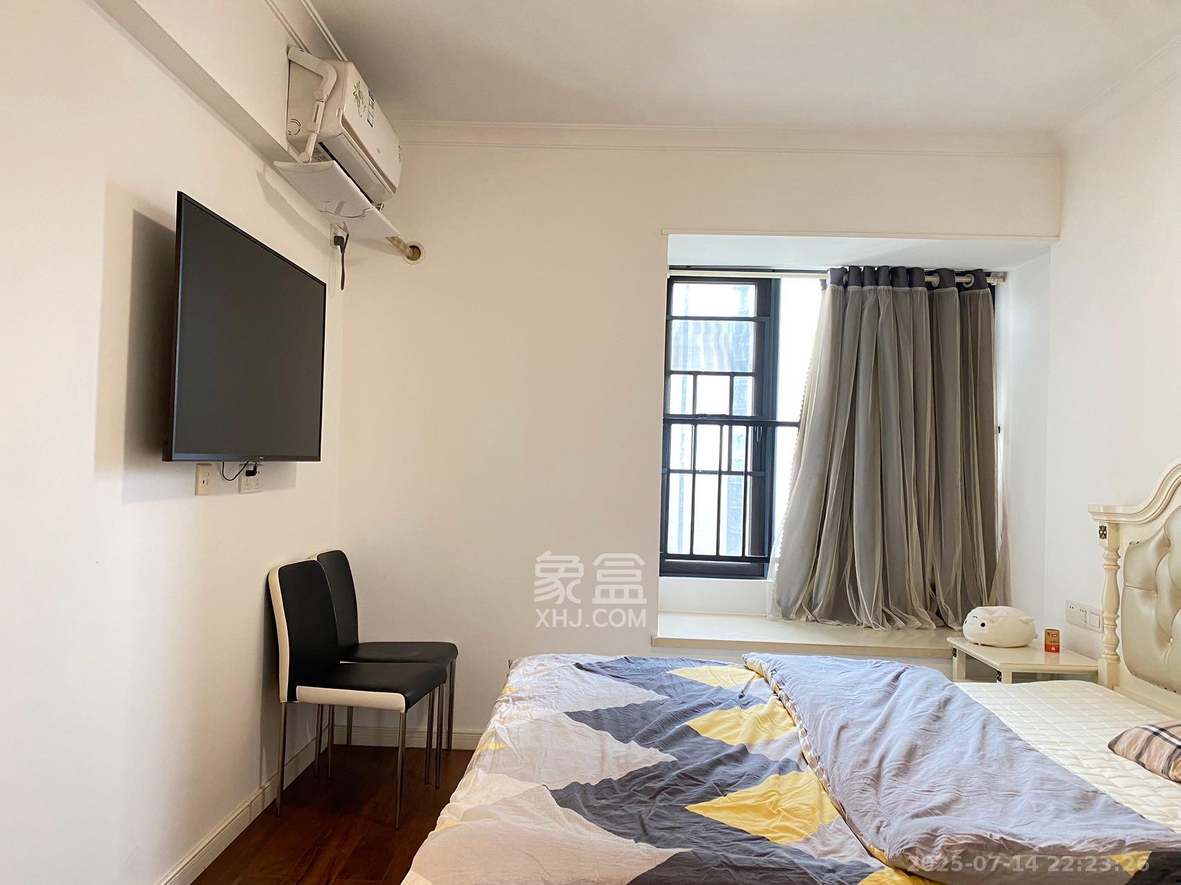 万科魅力之城观澜里 3室2厅2卫 3500.0元/月 万科魅力之城观澜里 3室2厅2卫 3500.0元/月室内图