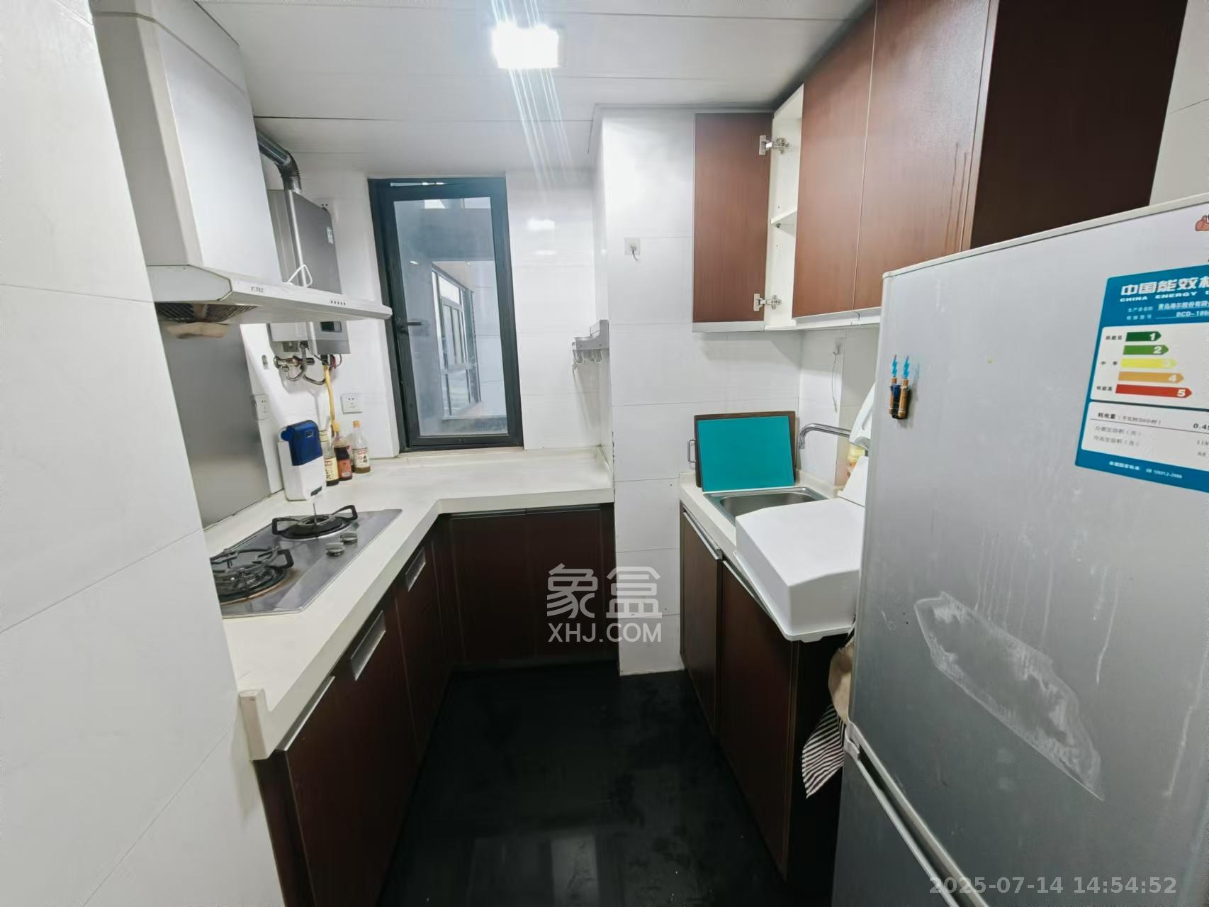 万科金域蓝湾  3室2厅1卫   2500.00元/月室内图