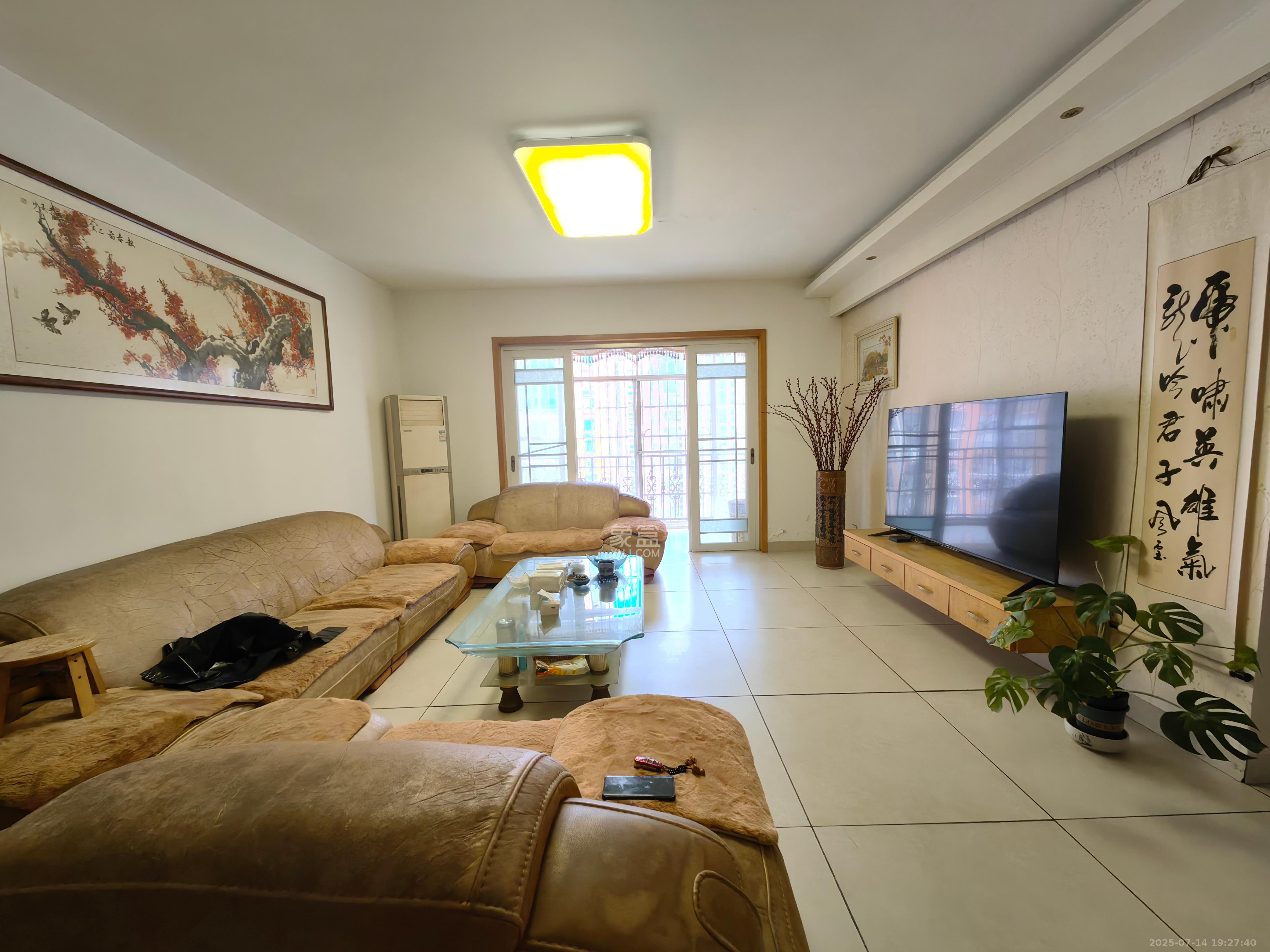 广泰家园  3室2厅2卫    1800.0元/月 广泰家园  3室2厅2卫    1800.0元/月