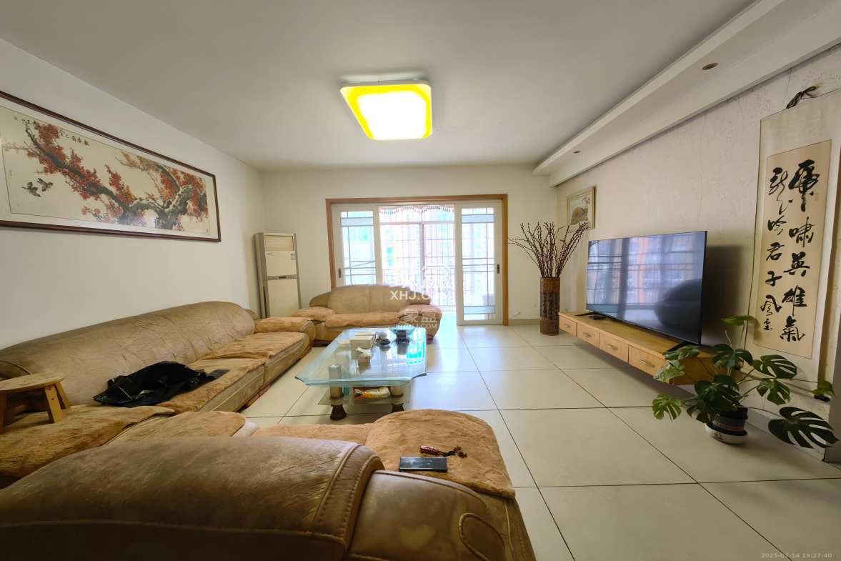 广泰家园 3室2厅2卫 1800.00元/月 广泰家园 3室2厅2卫 1800.00元/月室内图