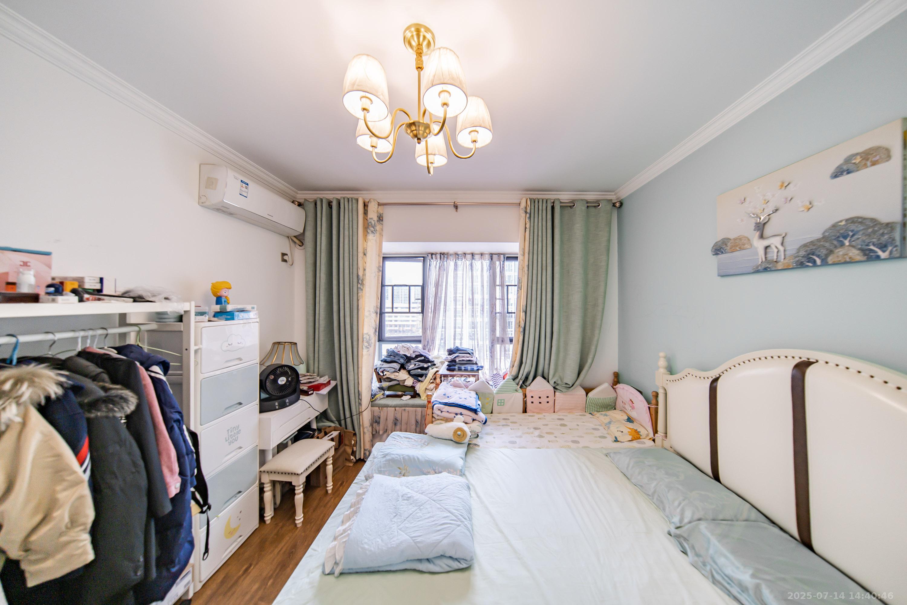 潇湘奥林匹克花园 3室2厅2卫 95.0万 潇湘奥林匹克花园 3室2厅2卫 95.0万卧室