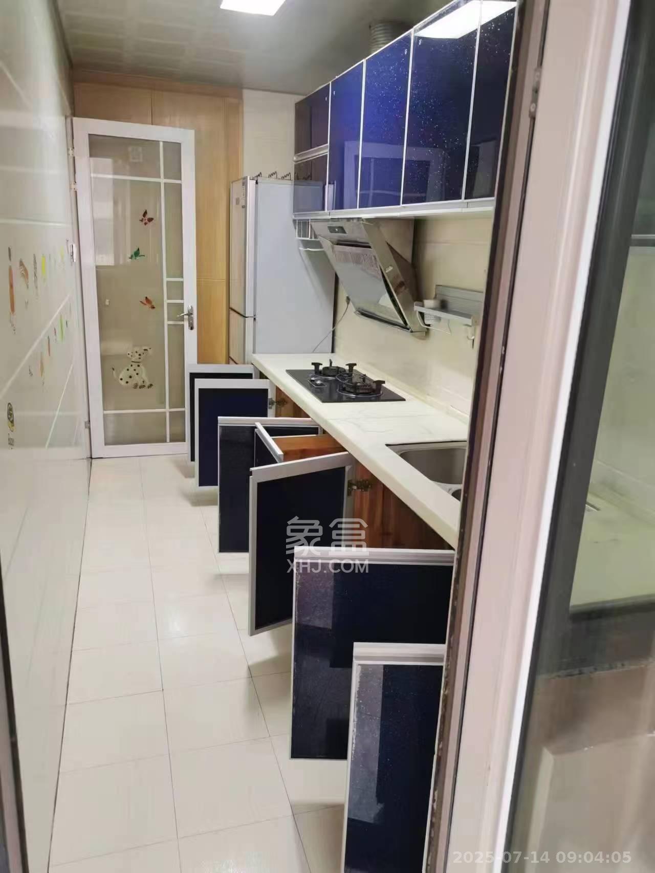 怡海星城 1室2厅1卫 1650.0元/月 怡海星城 1室2厅1卫 1650.0元/月室内图