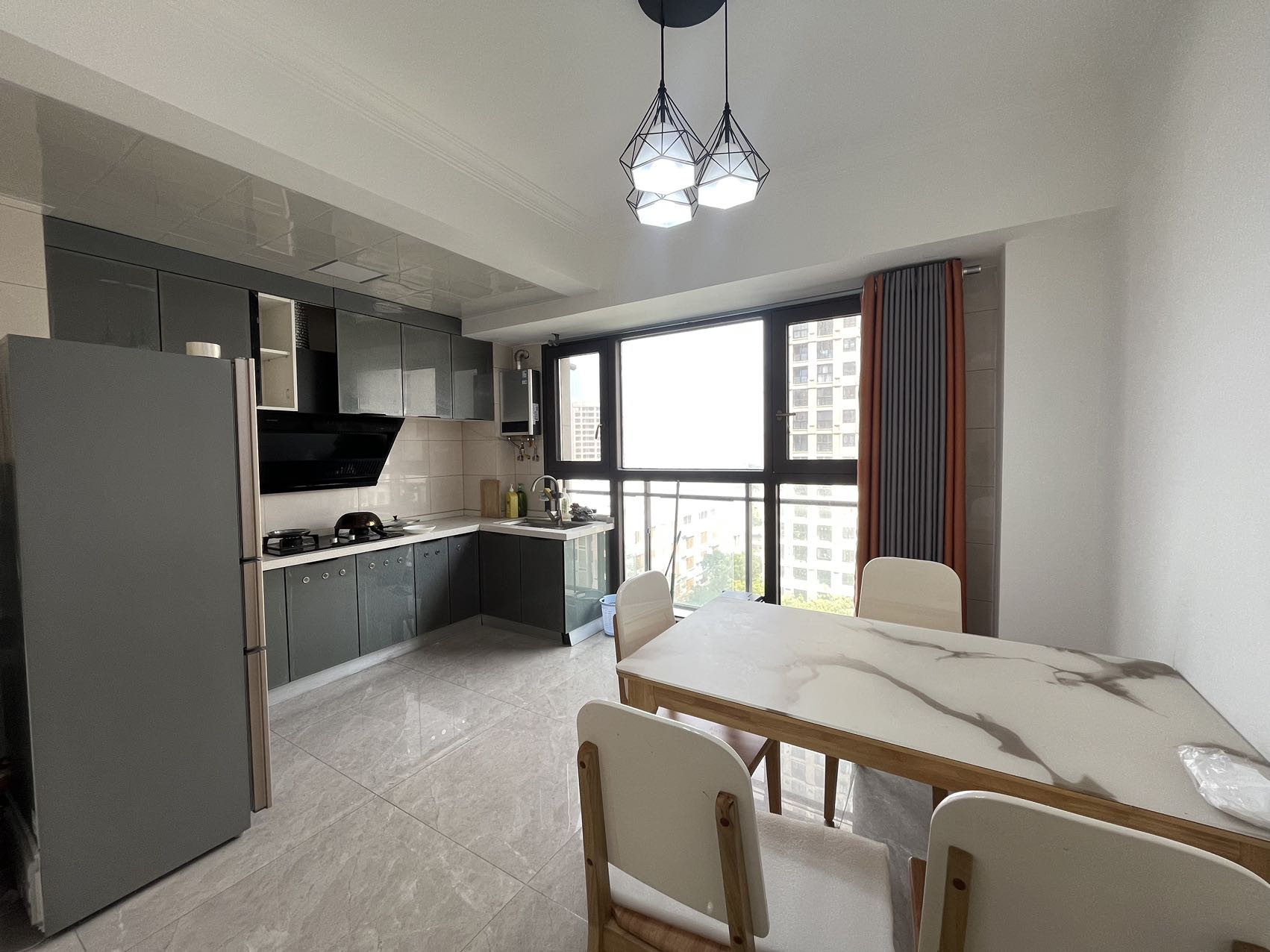 滨海新天地 2室2厅1卫 2500.0元/月 滨海新天地 2室2厅1卫 2500.0元/月户型图