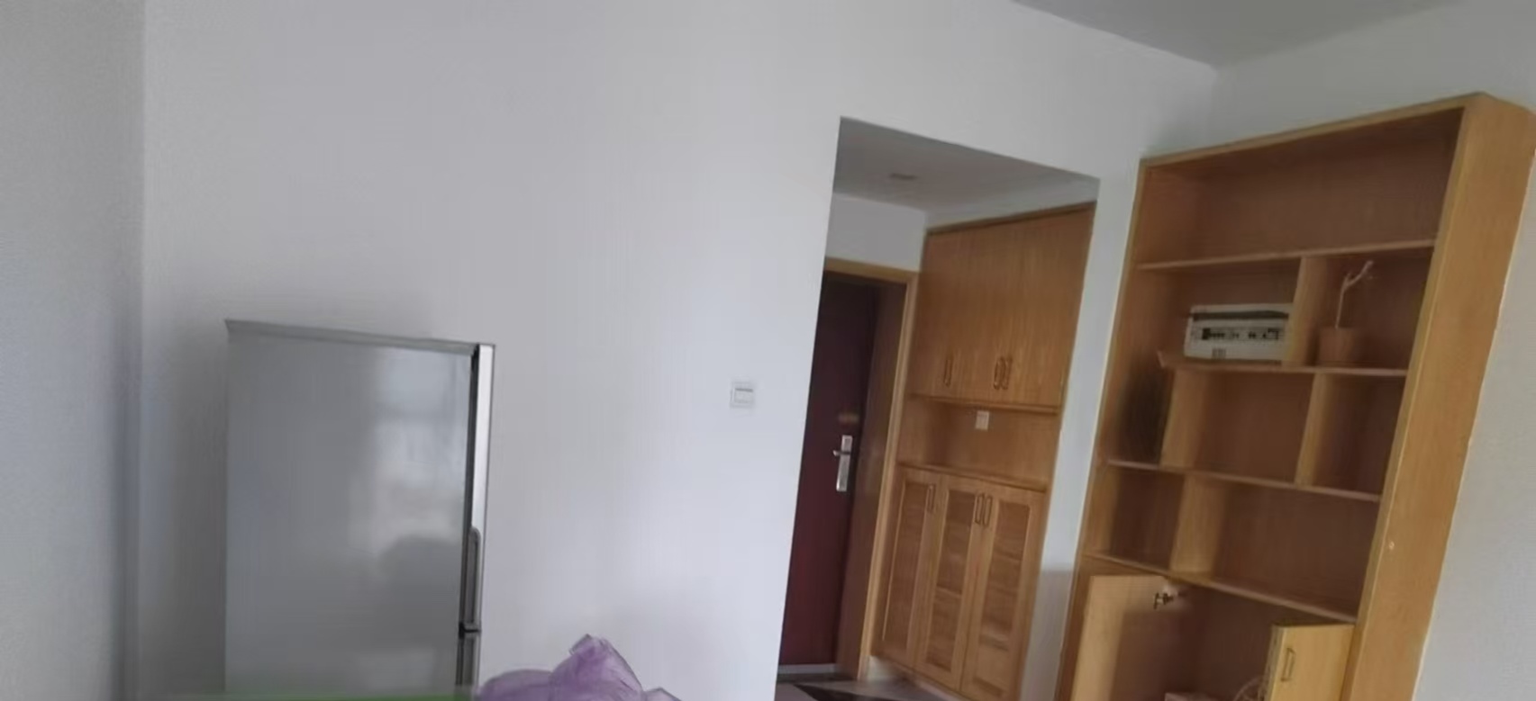 崇和中苑 2室1厅1卫 1400.0元/月 崇和中苑 2室1厅1卫 1400.0元/月室内图