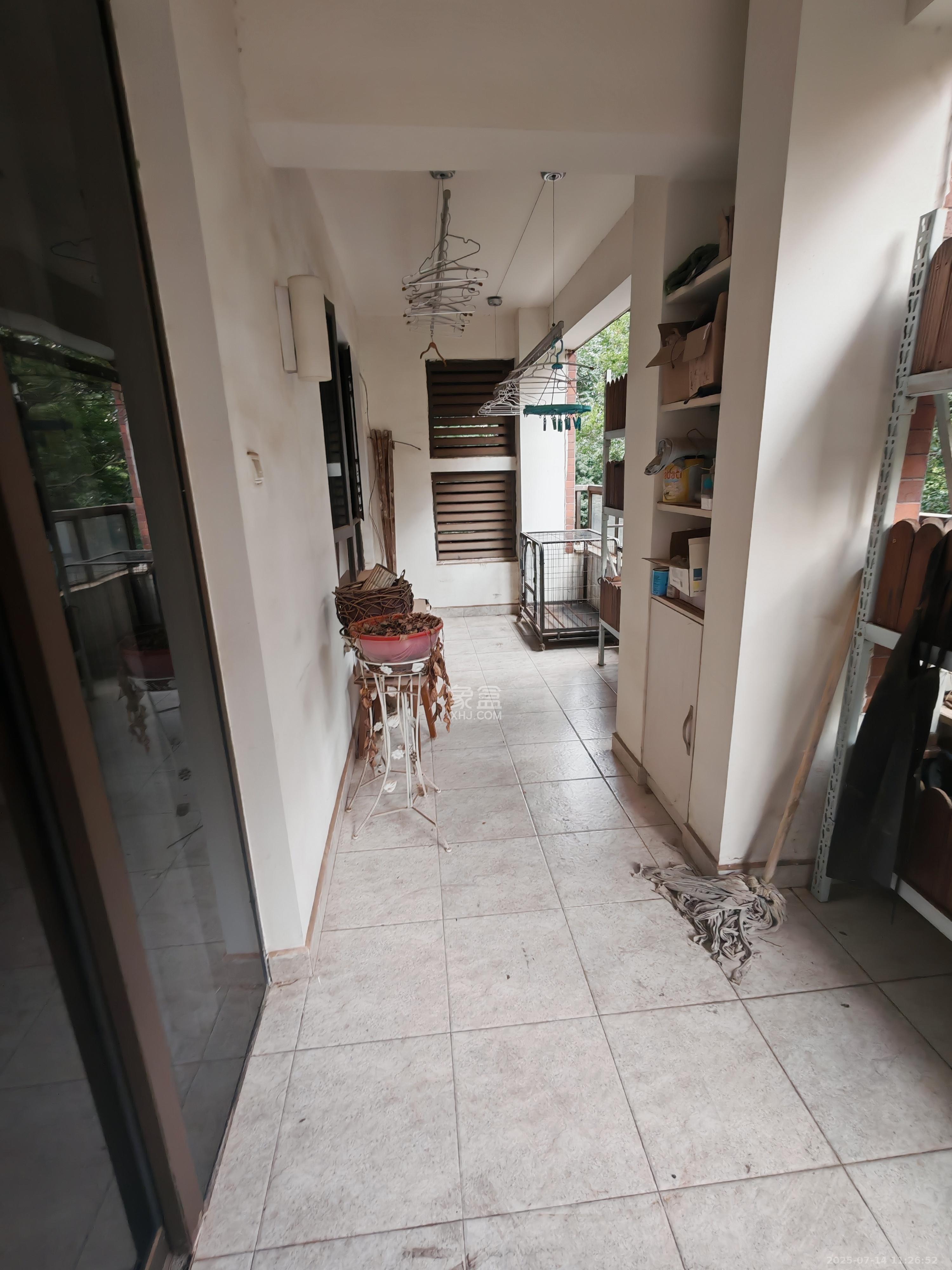 绿地公馆(绿地名邸)  4室2厅2卫    4000.0元/月 绿地公馆(绿地名邸)  4室2厅2卫    4000.0元/月室内图