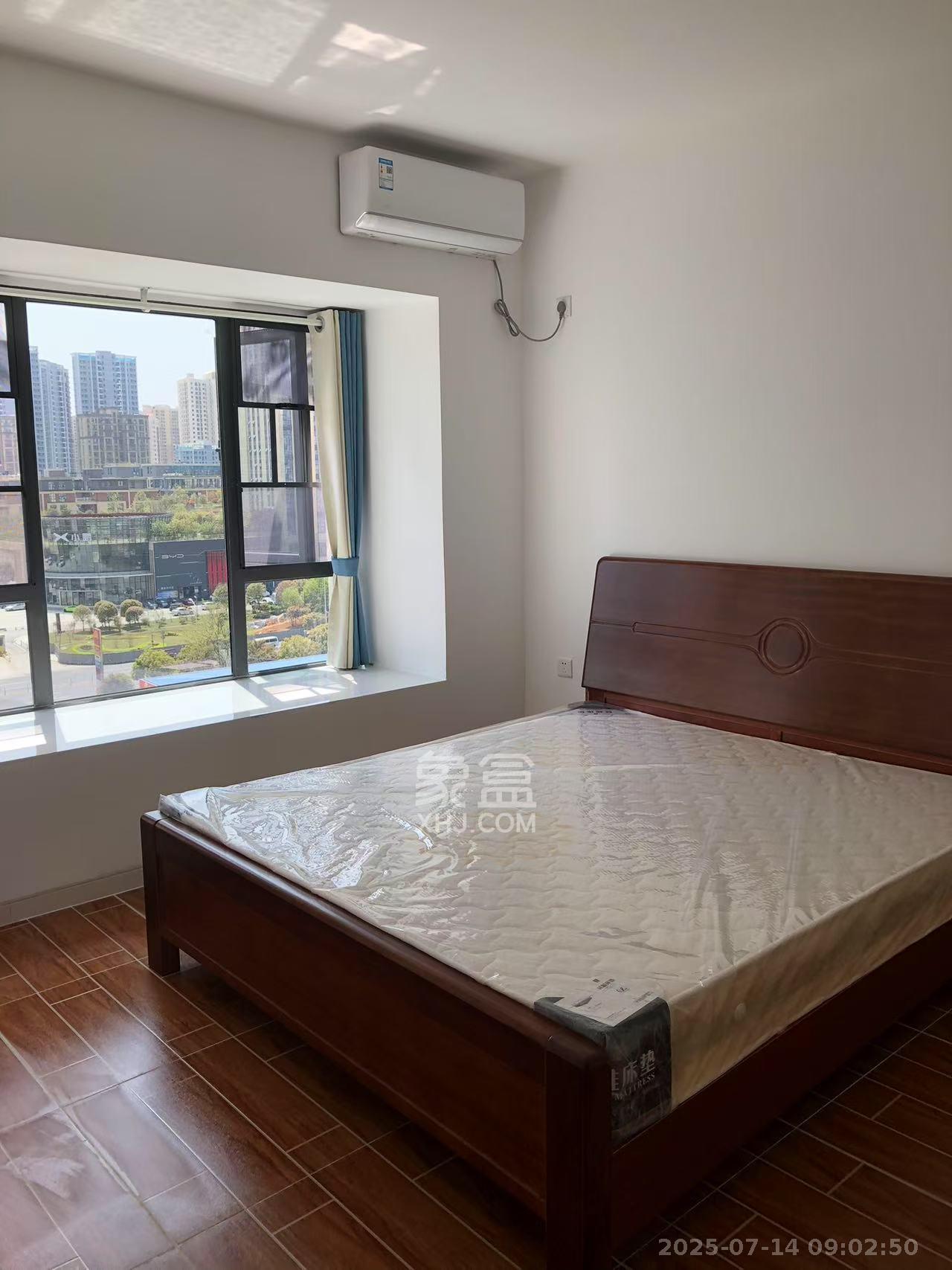 南山十里天池  3室2厅2卫    2300.0元/月 南山十里天池  3室2厅2卫    2300.0元/月室内图