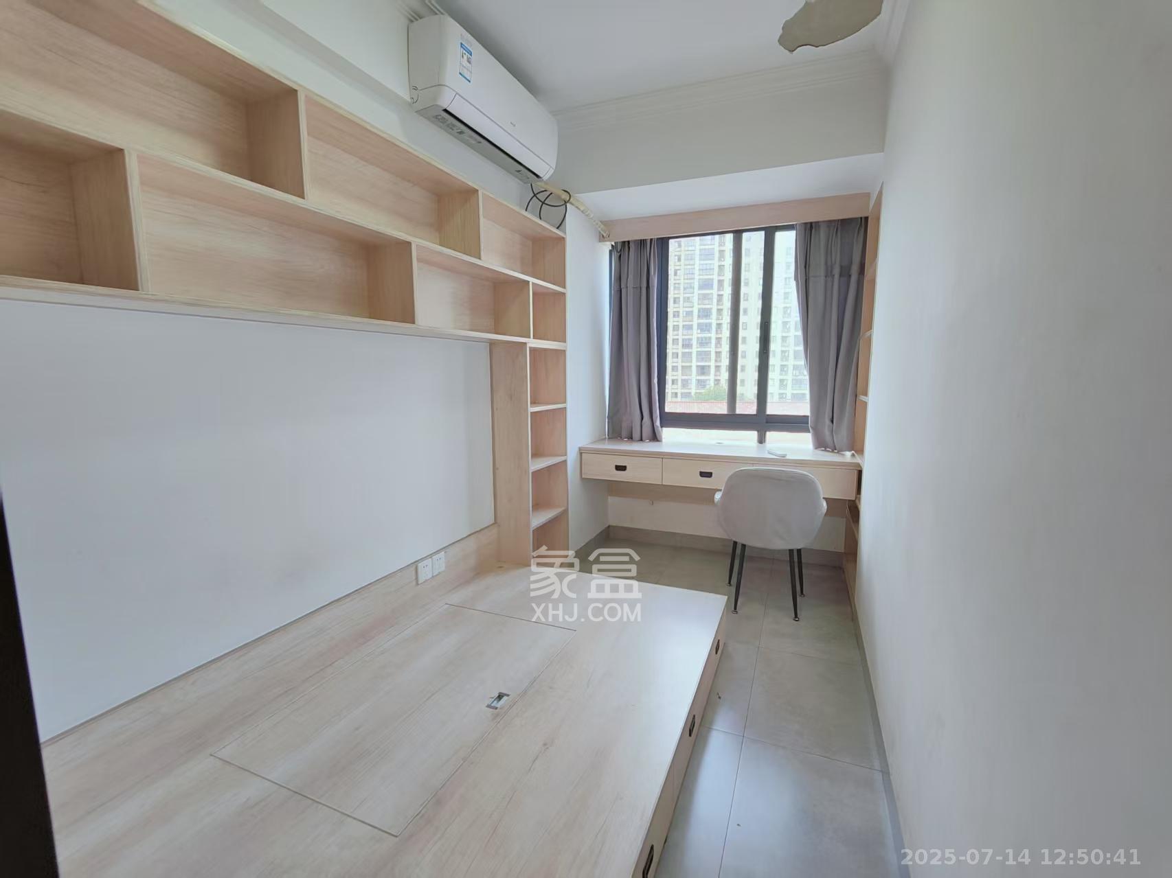 中建芙蓉嘉苑  2室1厅1卫    1700.0元/月 中建芙蓉嘉苑  2室1厅1卫    1700.0元/月室内图