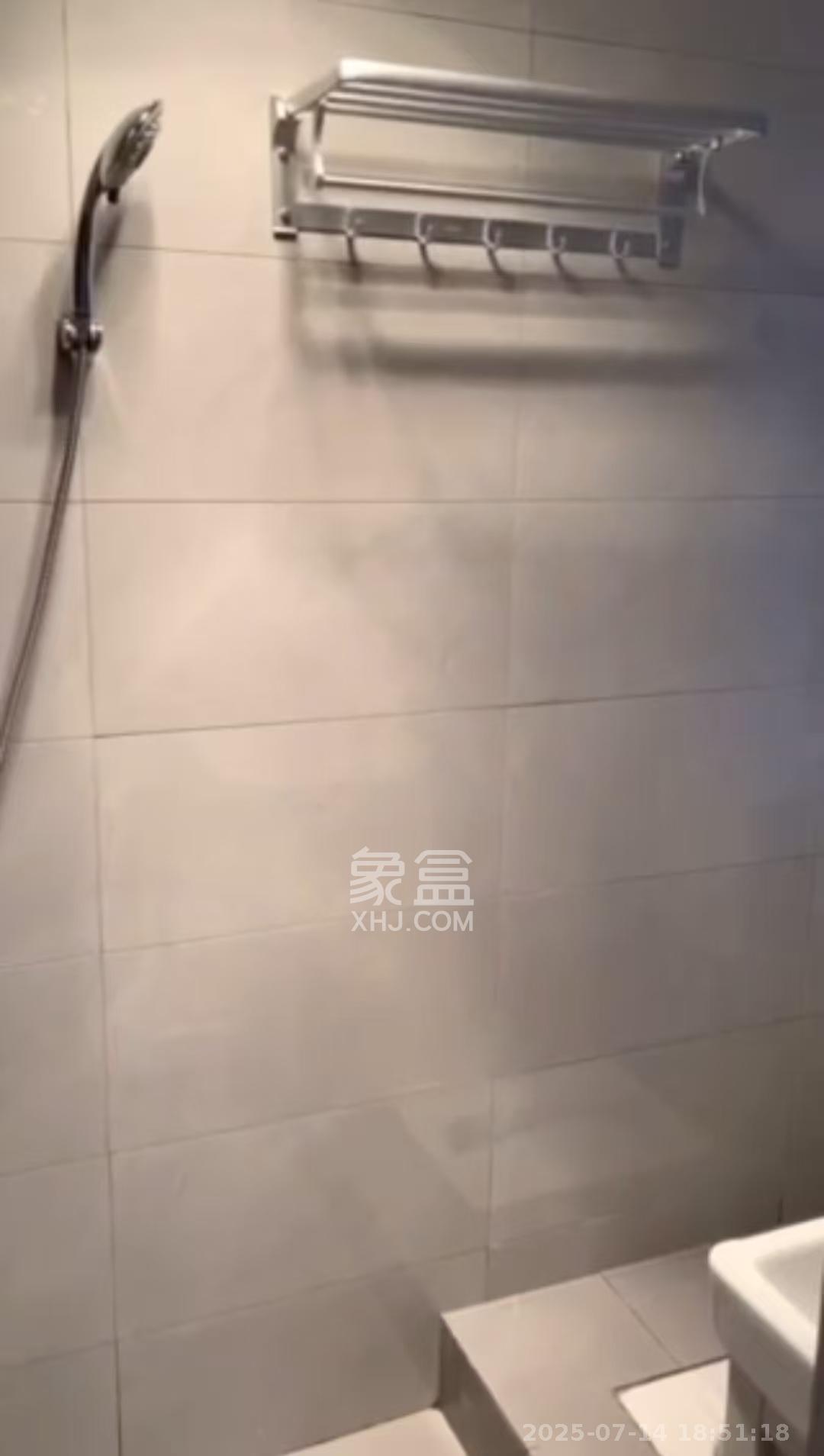 岳北社区  1室1厅1卫    1200.0元/月 岳北社区  1室1厅1卫    1200.0元/月室内图