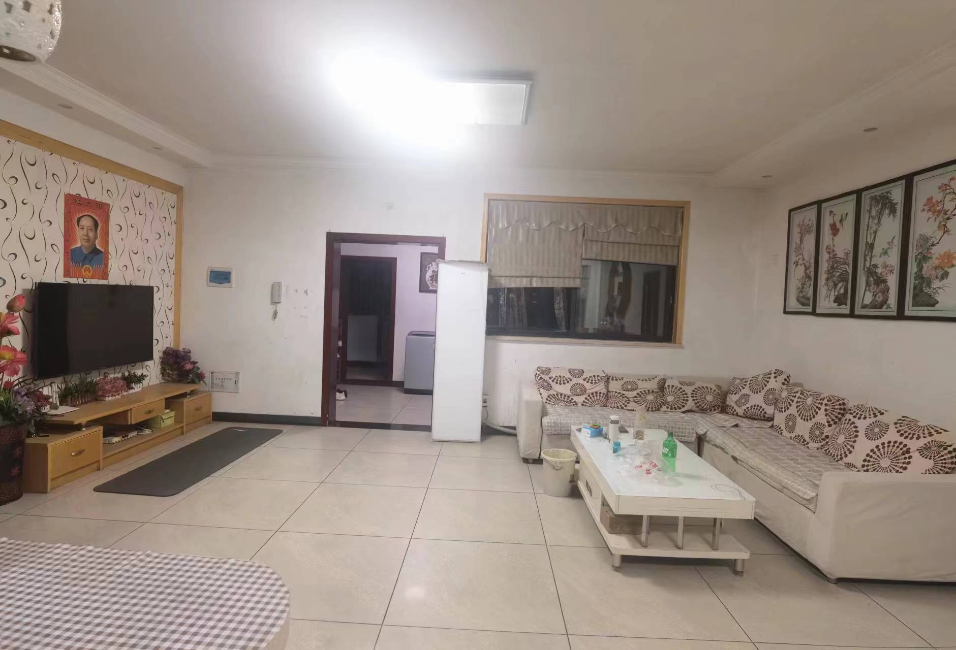 旺佳华府 3室3厅2卫 1500.0元/月 旺佳华府 3室3厅2卫 1500.0元/月室内图