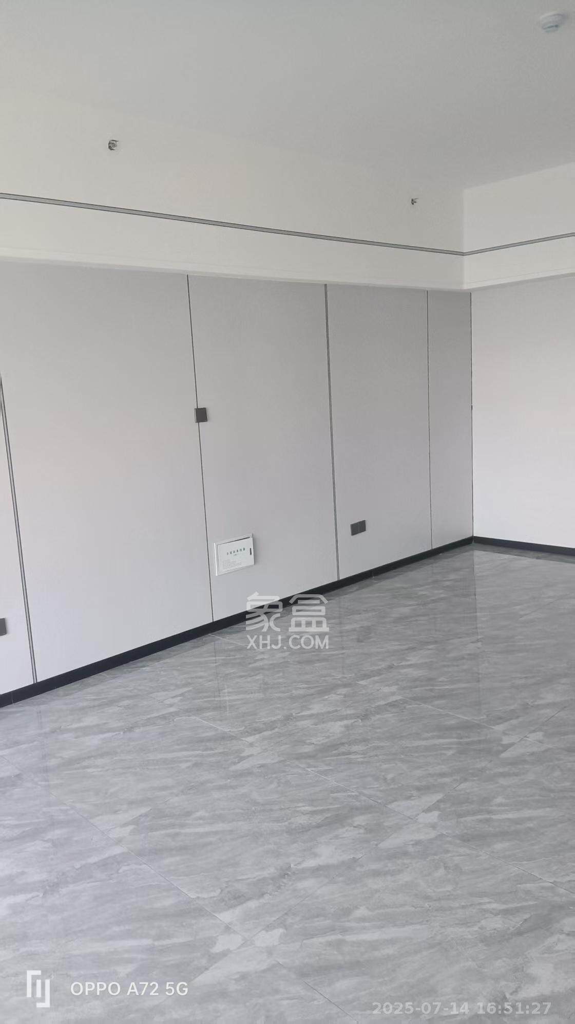 明城广场 2室2厅1卫 2000.0元/月 明城广场 2室2厅1卫 2000.0元/月室内图