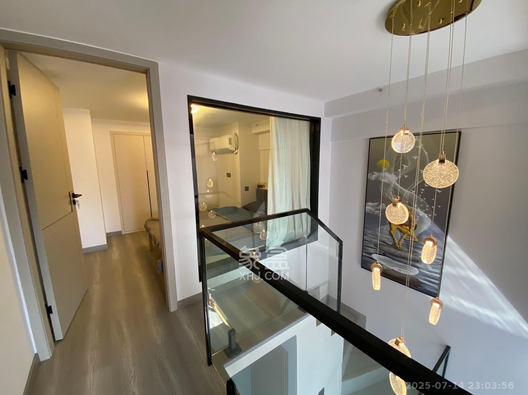 卓越江岸  2室1厅1卫    2500.0元/月 卓越江岸  2室1厅1卫    2500.0元/月室内图