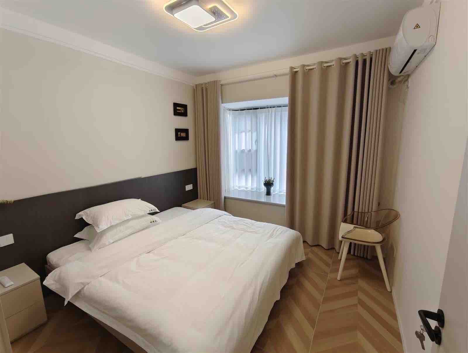 荣盛花语书苑 3室2厅1卫 2000.0元/月 荣盛花语书苑 3室2厅1卫 2000.0元/月室内图