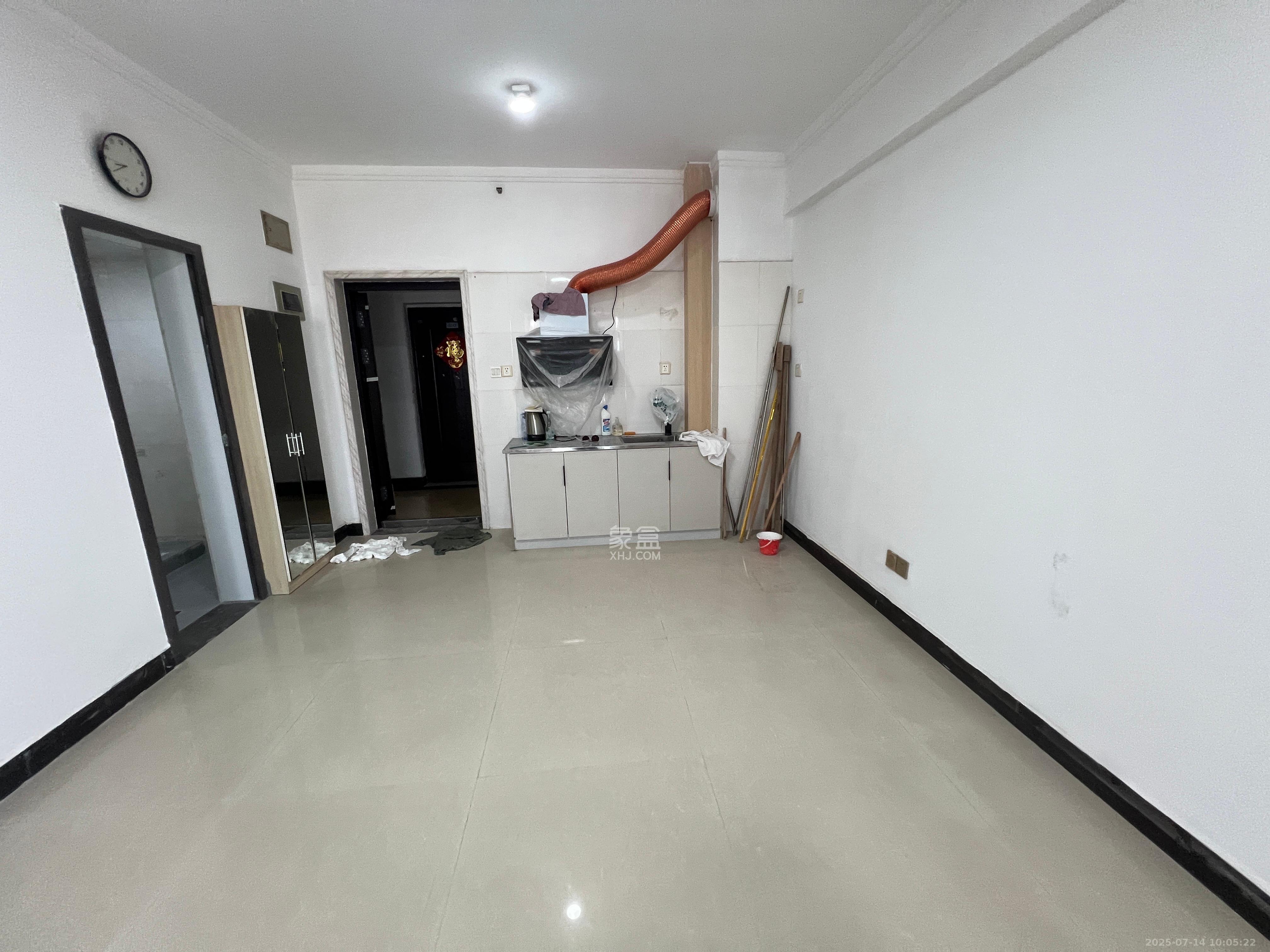 芙蓉同发 1室0厅0卫 1500.0元/月 芙蓉同发 1室0厅0卫 1500.0元/月室内图