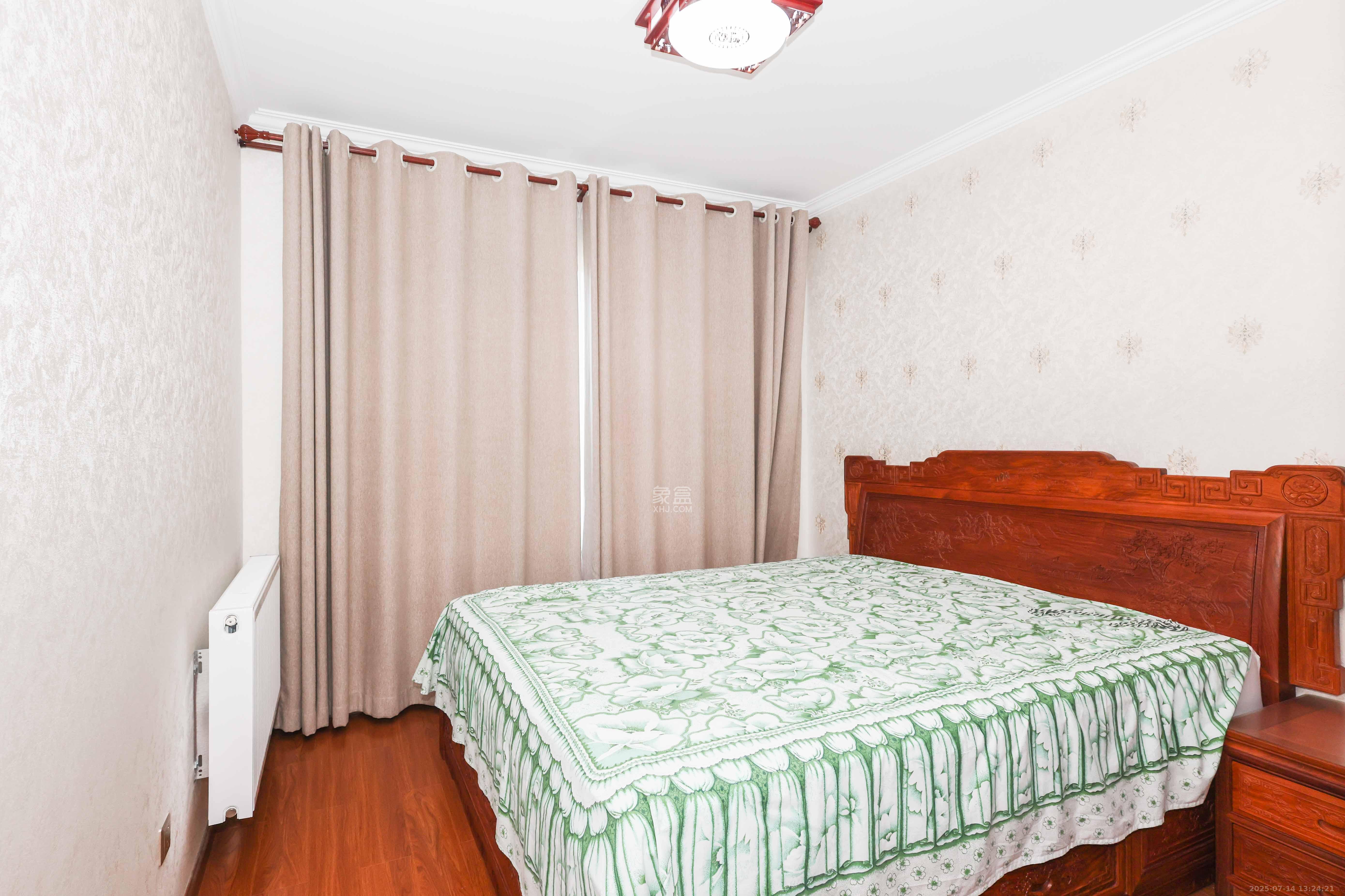 惠天然梅岭国际 4室2厅2卫 198.0万 惠天然梅岭国际 4室2厅2卫 198.0万卧室