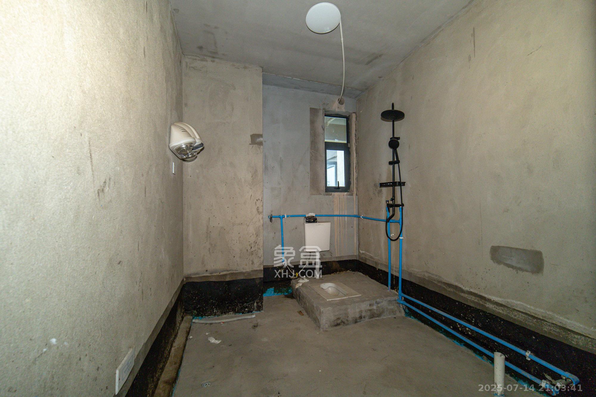 碧桂园威尼斯城 4室2厅2卫 105.0万 碧桂园威尼斯城 4室2厅2卫 105.0万卫生间