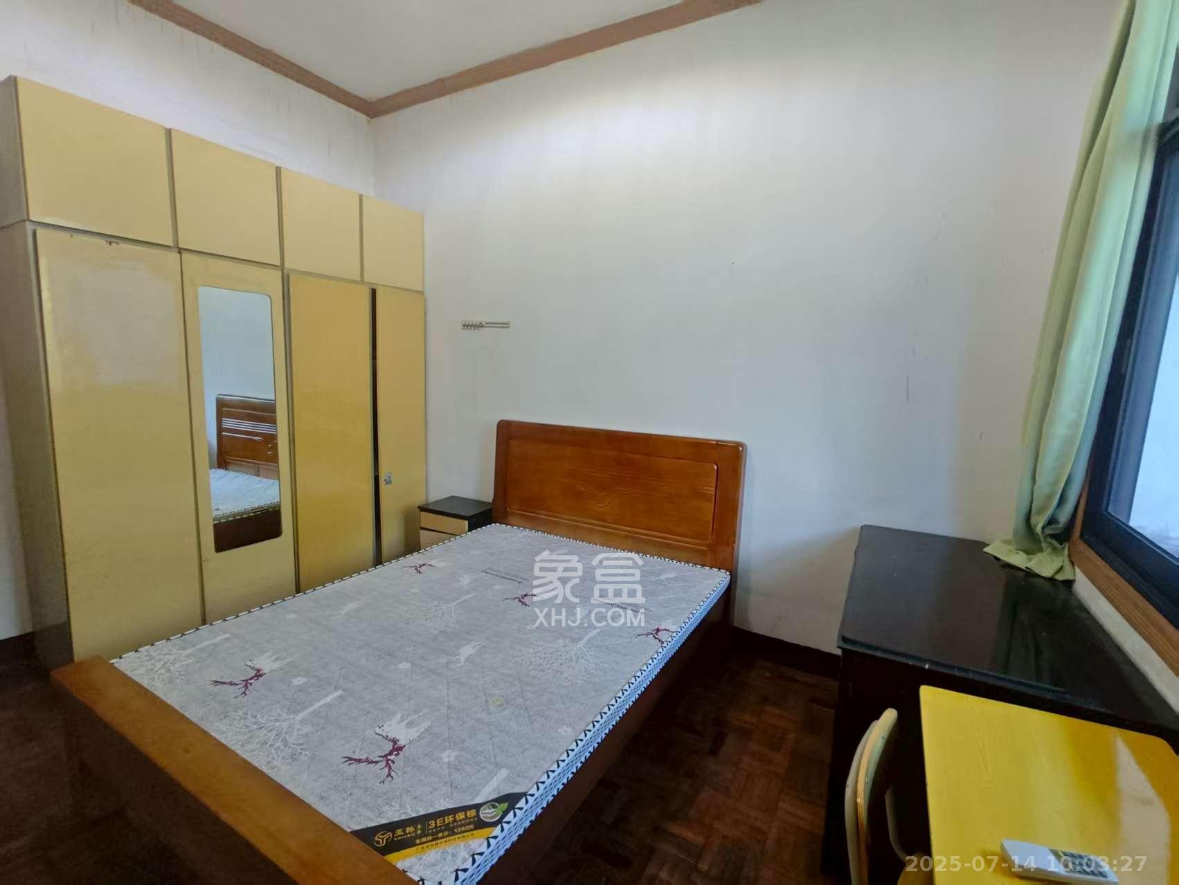 湘农桥社区 3室1厅1卫 1800.0元/月 湘农桥社区 3室1厅1卫 1800.0元/月室内图