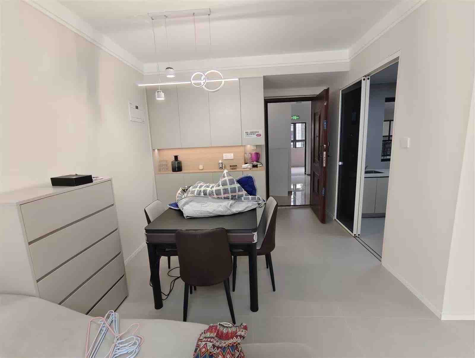 荣盛花语书苑 3室2厅1卫 2000.0元/月 荣盛花语书苑 3室2厅1卫 2000.0元/月室内图