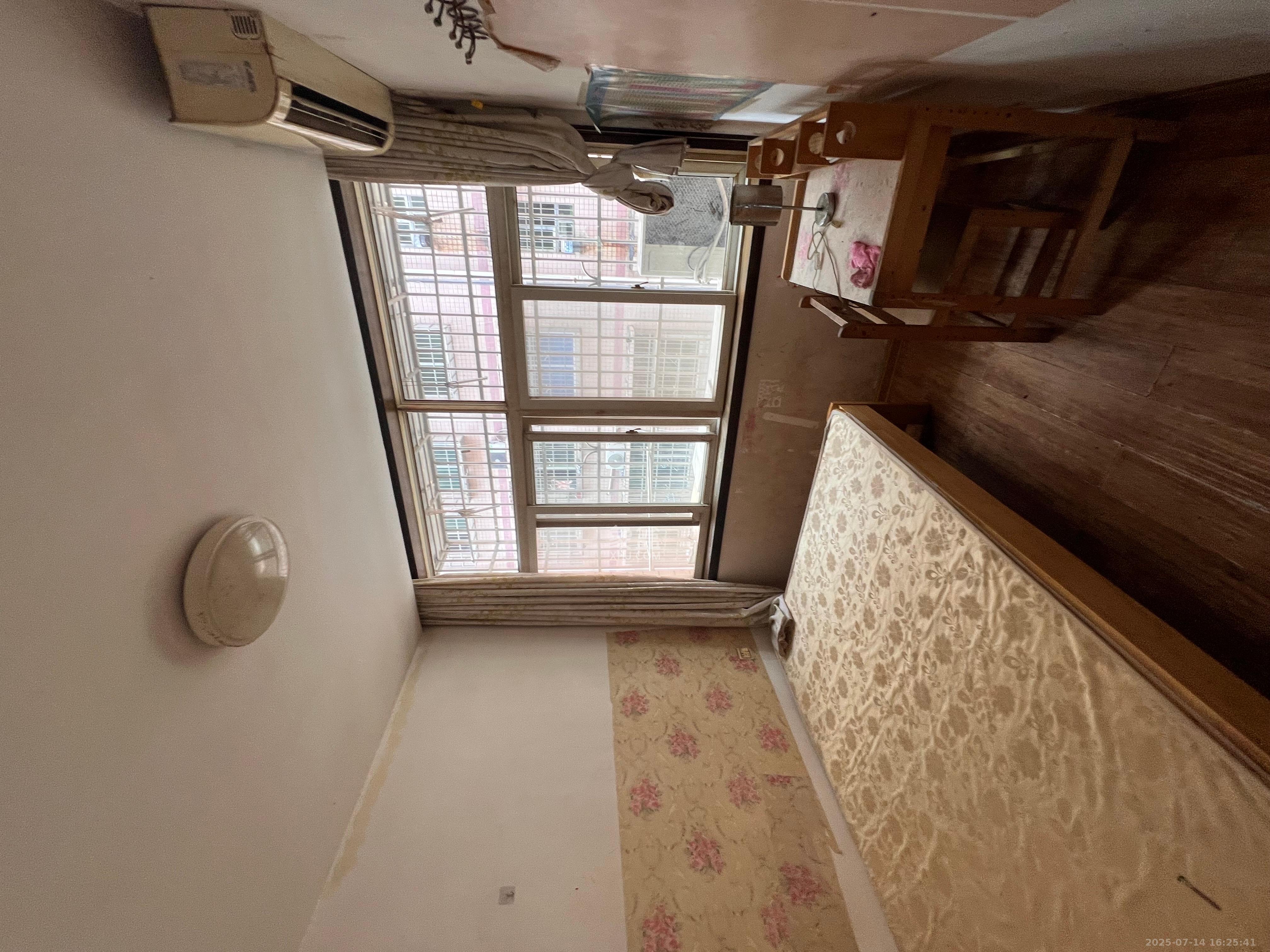 泉塘小区  3室2厅1卫    1450.0元/月 泉塘小区  3室2厅1卫    1450.0元/月室内图