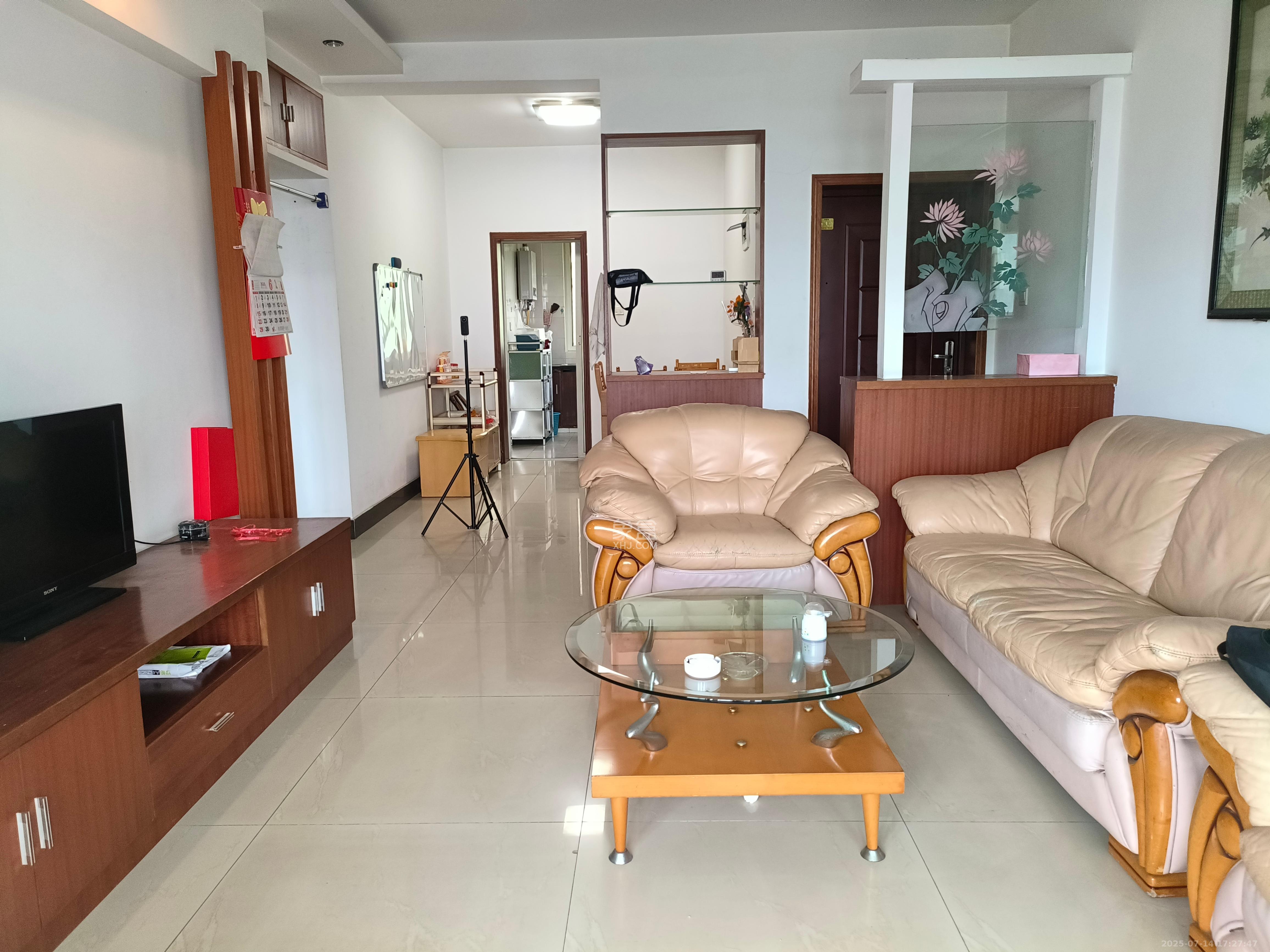 交通技校宿舍 2室2厅1卫 3500.0元/月 交通技校宿舍 2室2厅1卫 3500.0元/月室内图