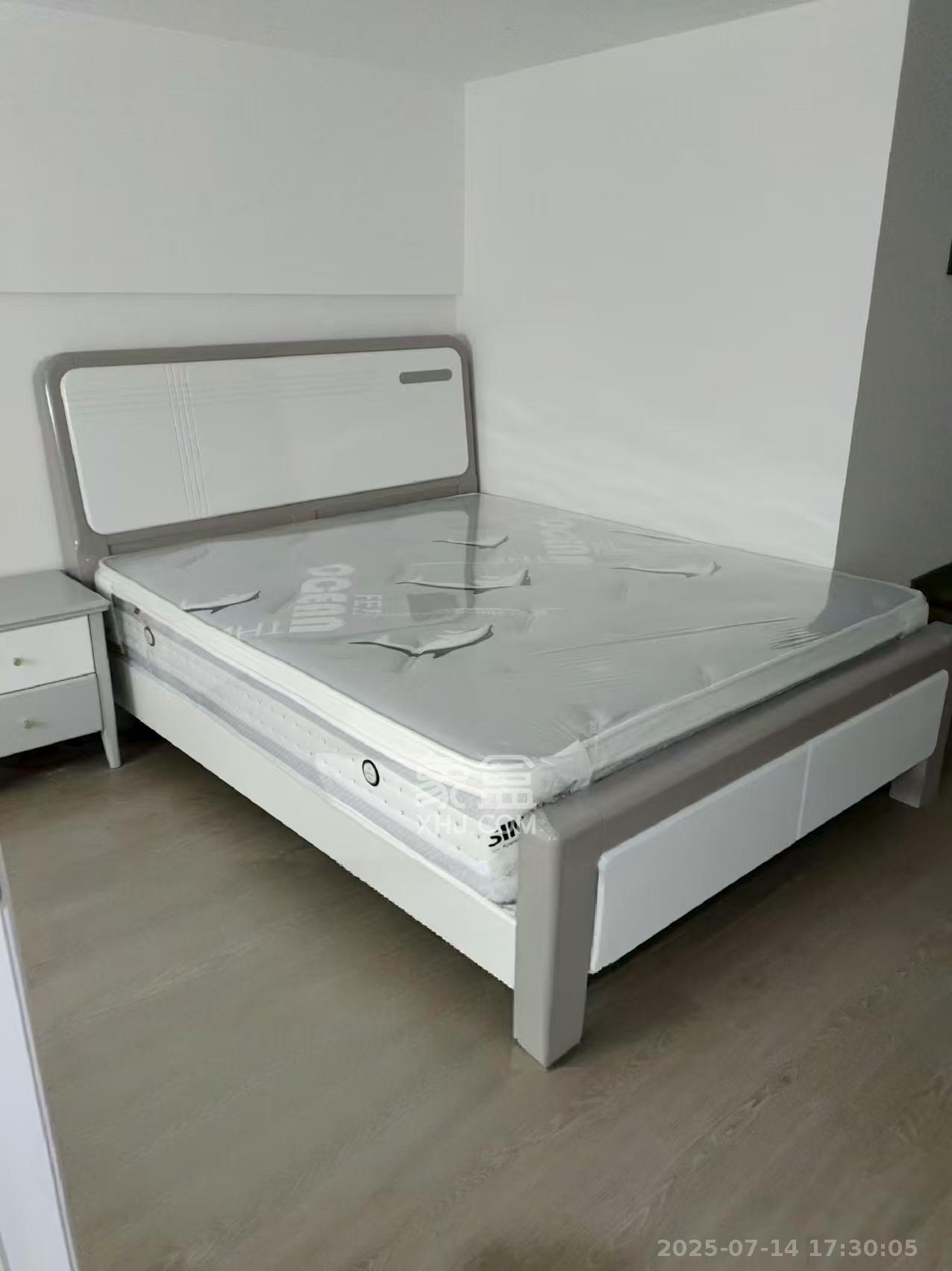 保利天禧EF区  2室2厅1卫   2600.00元/月室内图