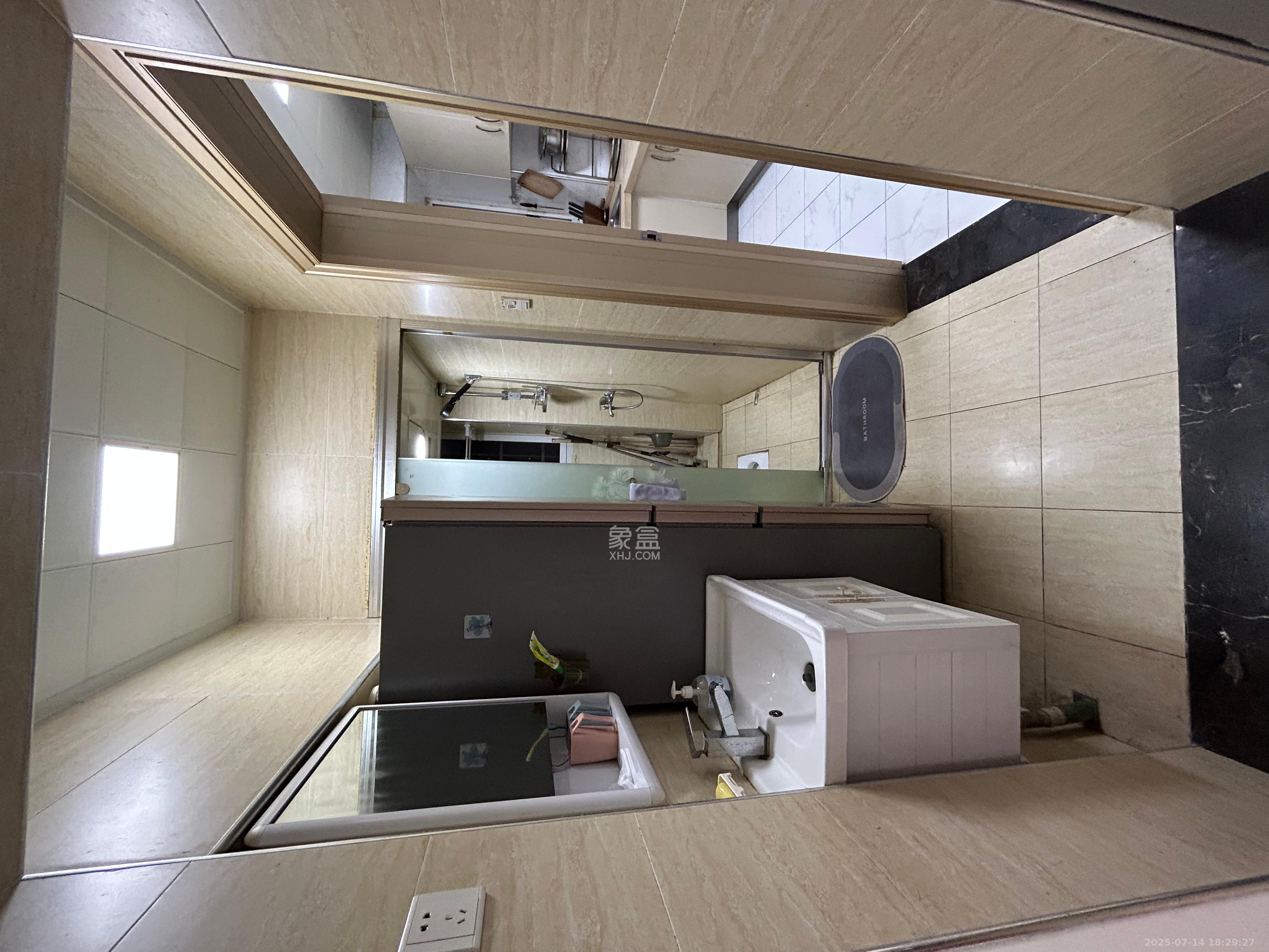 路桥宿舍 2室1厅1卫 1680.0元/月 路桥宿舍 2室1厅1卫 1680.0元/月室内图