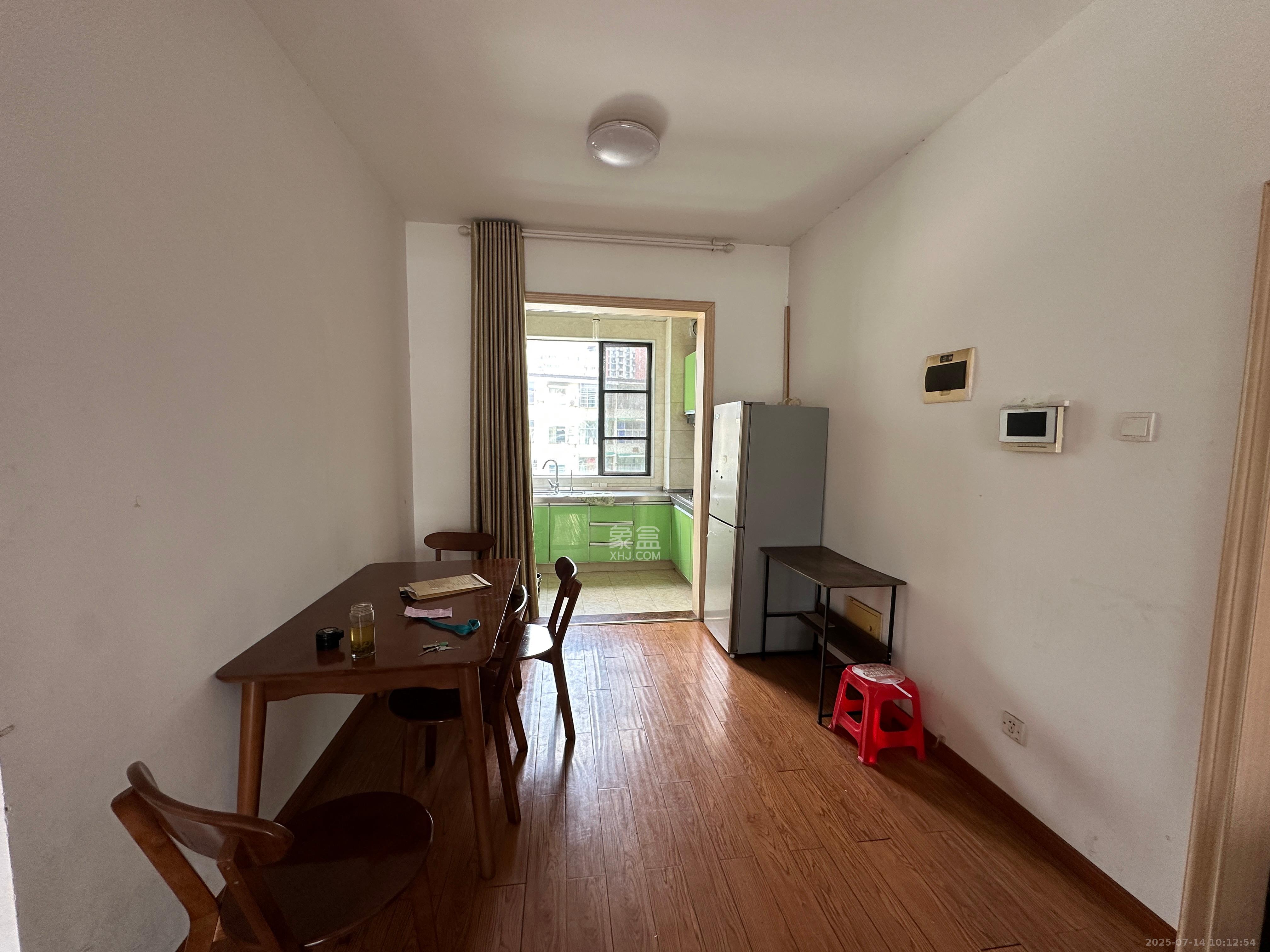 山水花都 3室2厅2卫 2450.0元/月 山水花都 3室2厅2卫 2450.0元/月室内图