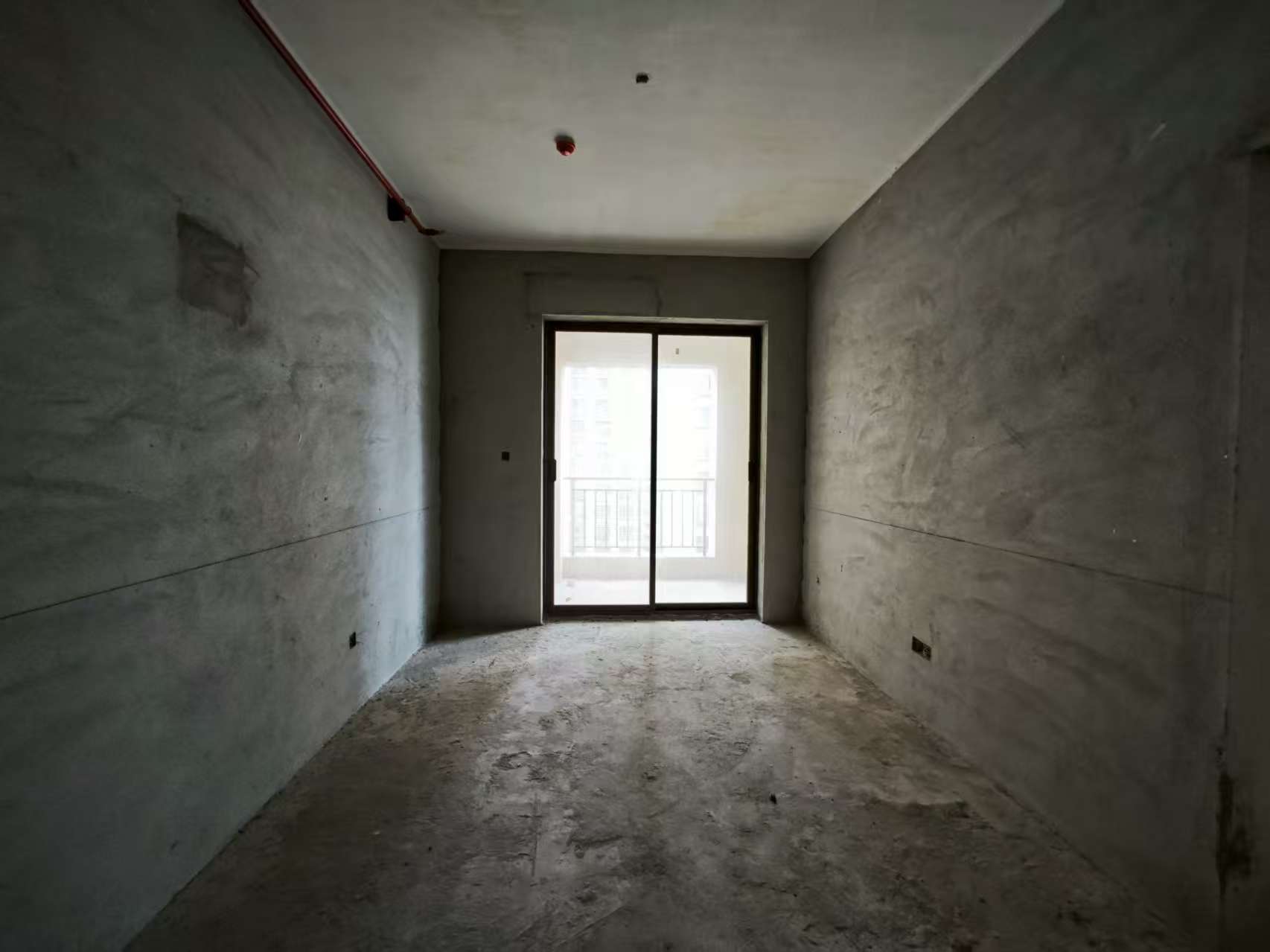 海航豪庭南苑  4室2厅3卫    422.0万 海航豪庭南苑  4室2厅3卫    422.0万室内图