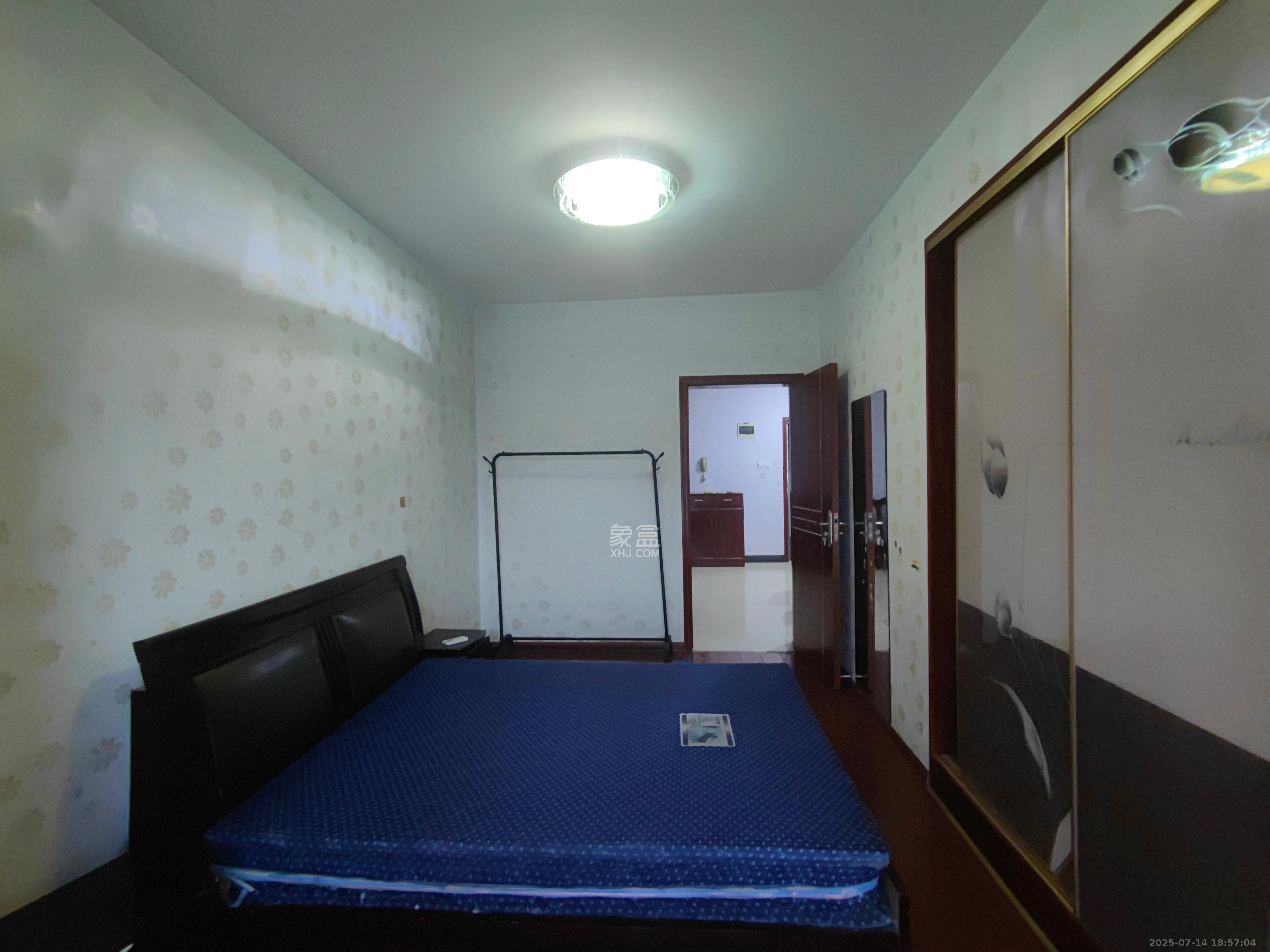 天凯东苑 2室2厅1卫 1600.0元/月 天凯东苑 2室2厅1卫 1600.0元/月室内图