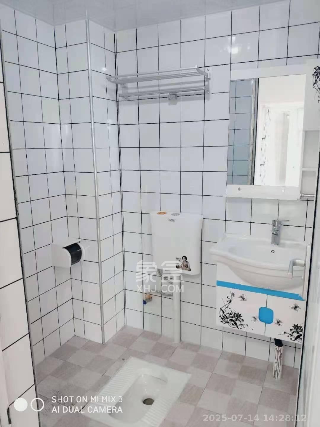 荣盛花语城 1室0厅0卫 750.0元/月 荣盛花语城 1室0厅0卫 750.0元/月室内图