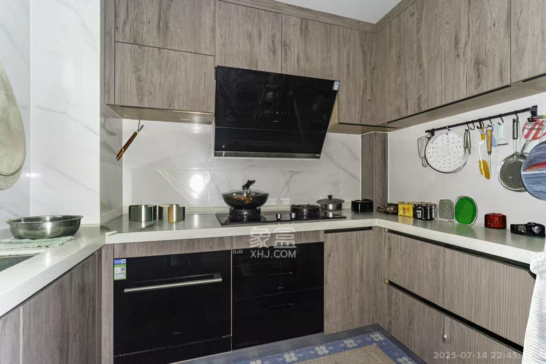 永宏万家里 4室2厅2卫 103.8万 永宏万家里 4室2厅2卫 103.8万厨房