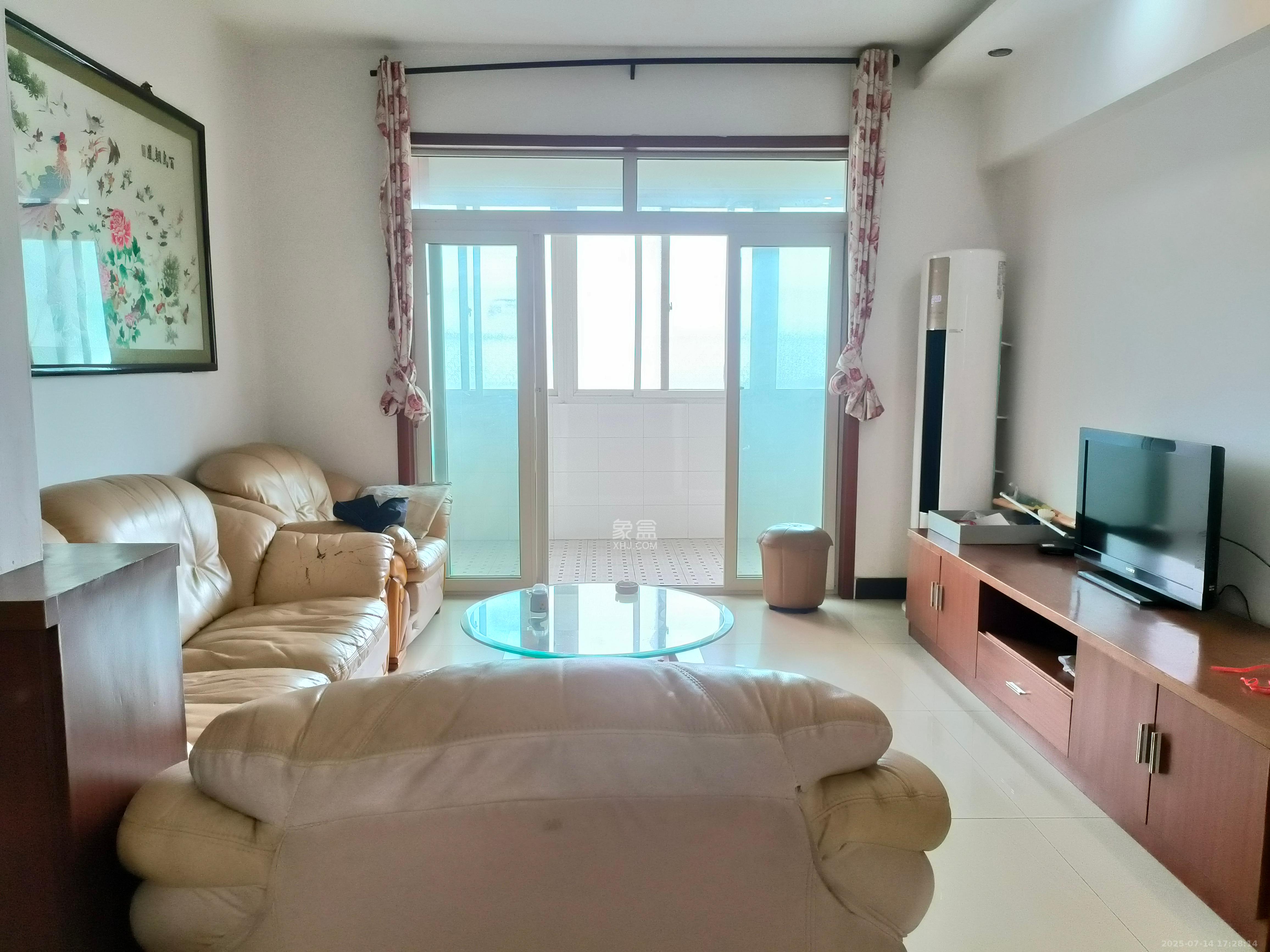 交通技校宿舍 2室2厅1卫 3500.0元/月 交通技校宿舍 2室2厅1卫 3500.0元/月室内图