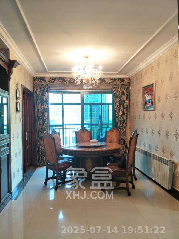 恒大城  4室2厅2卫    5000.0元/月 恒大城  4室2厅2卫    5000.0元/月室内图